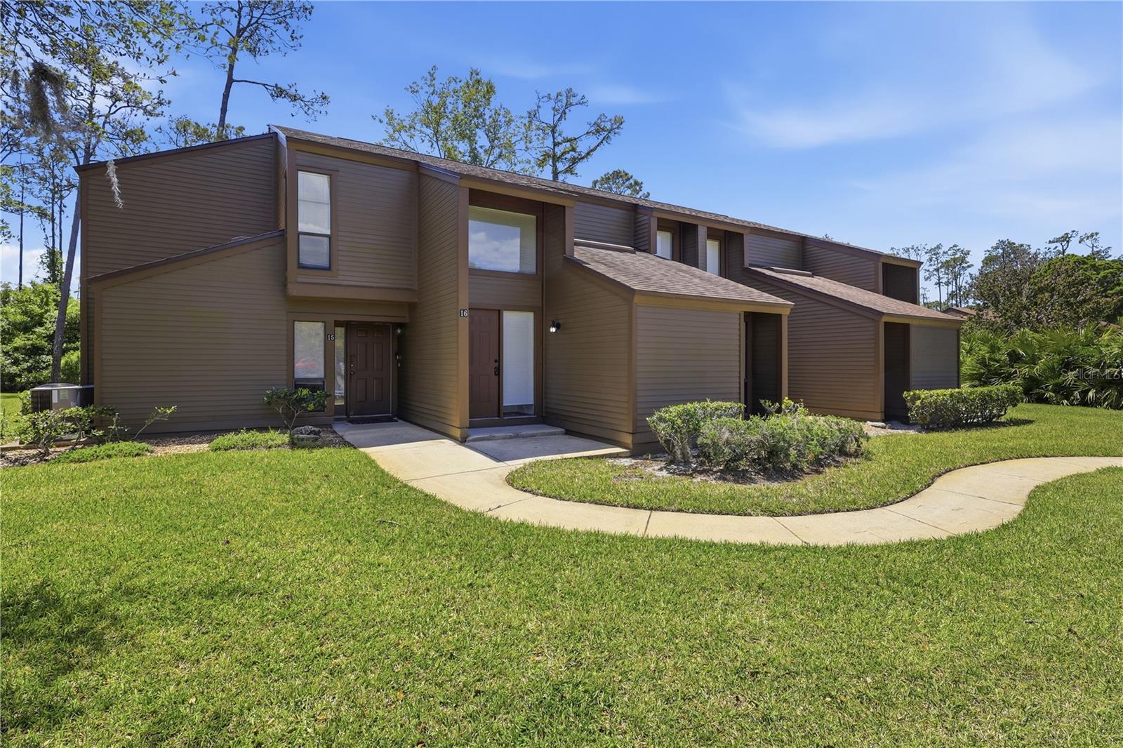 16 HEMBURY LN #16