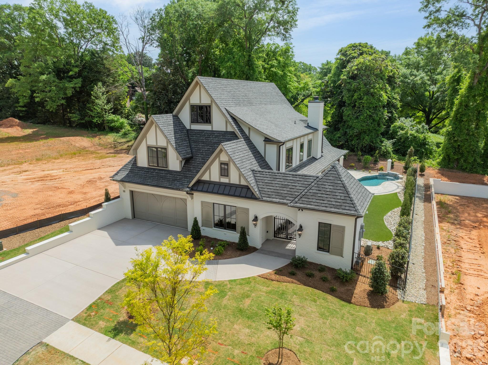 Single Family Residence at 519 Winding Way, Belmont, photo 6 of 48