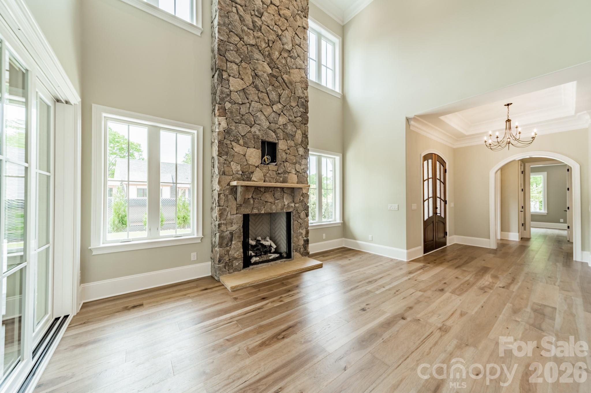 Single Family Residence at 519 Winding Way, Belmont, photo 19 of 48
