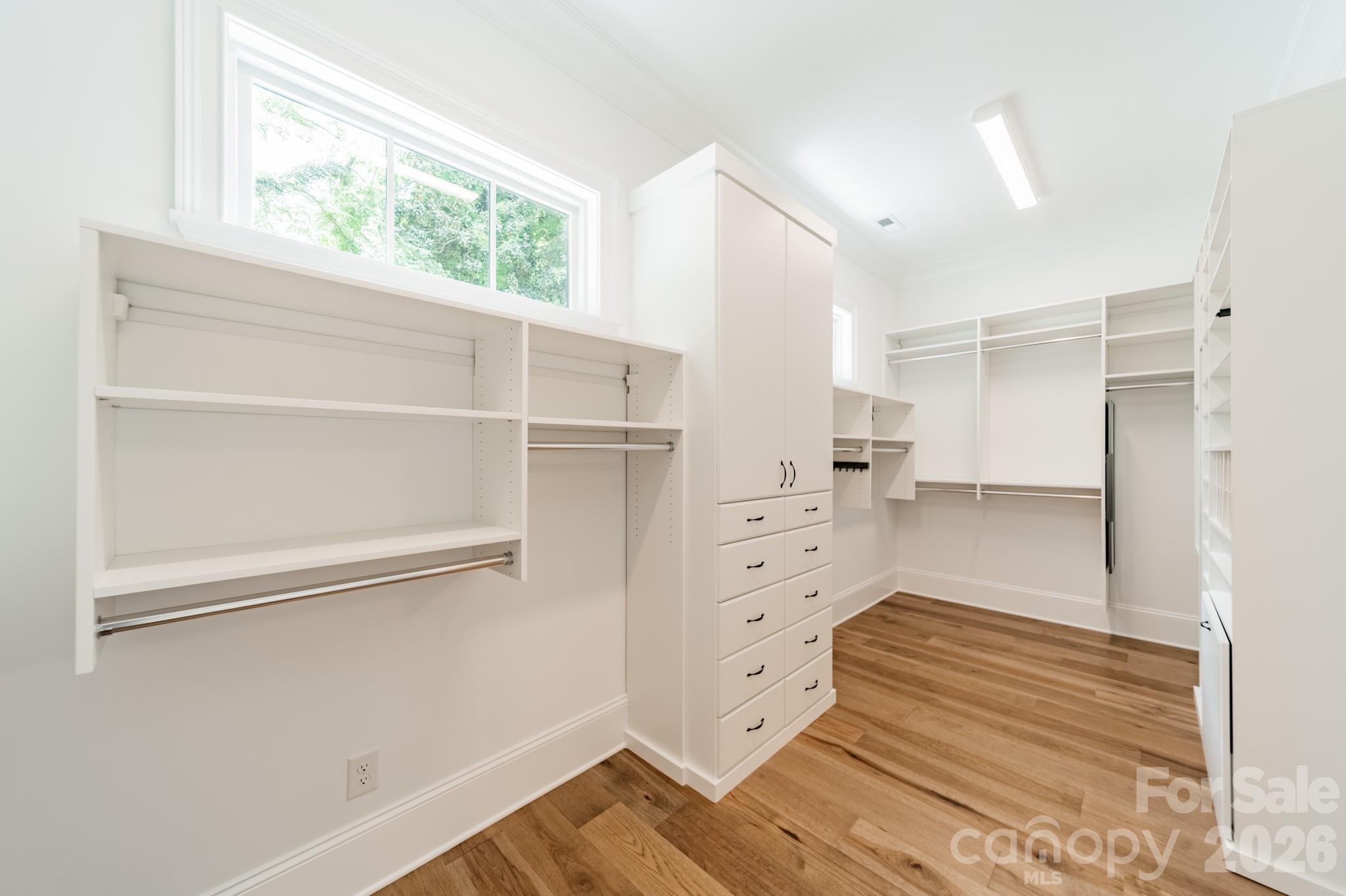 Single Family Residence at 519 Winding Way, Belmont, photo 38 of 48