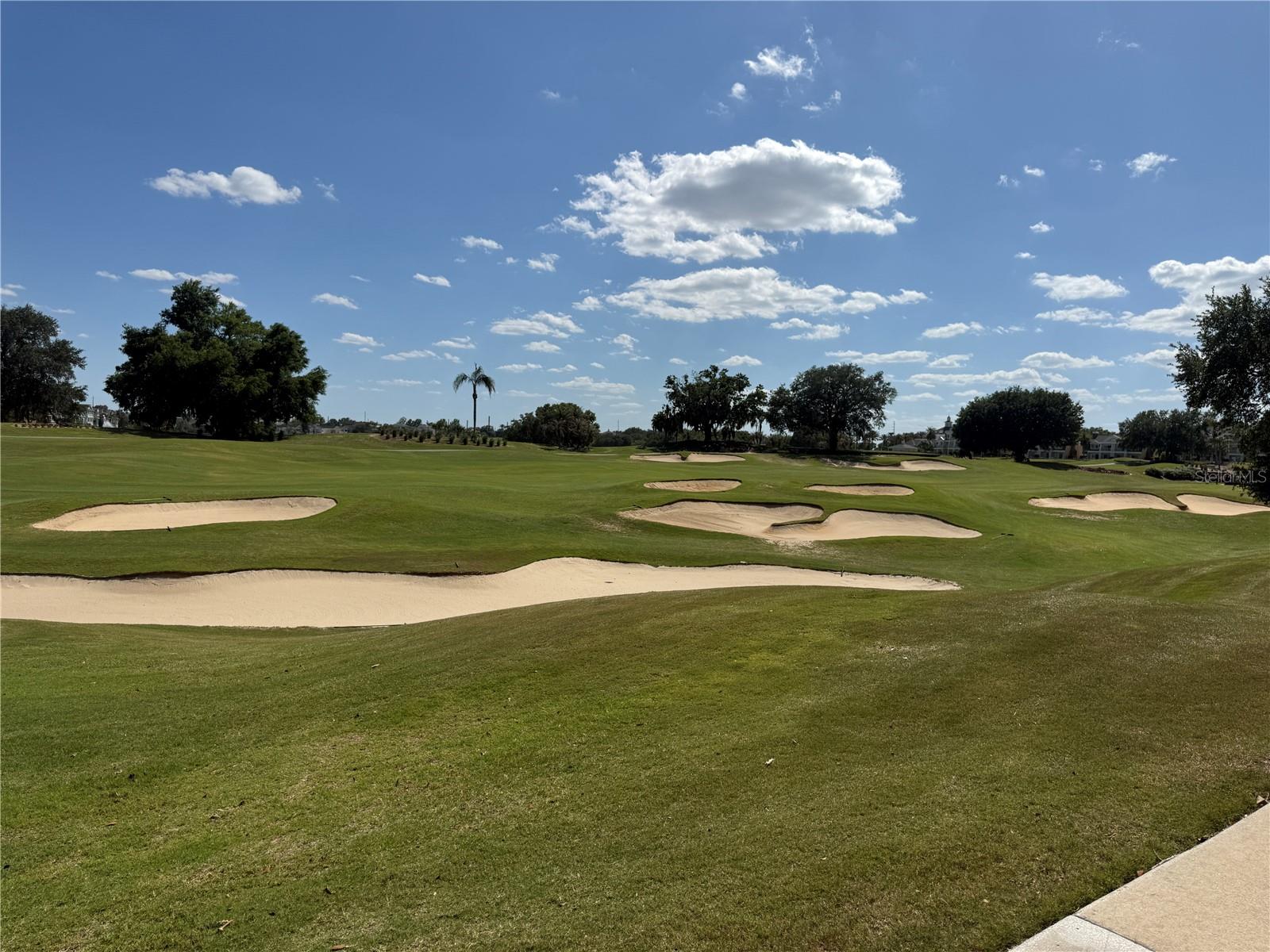 Beautiful grounds - 1100 SUNSET VIEW CIR S #304, KISSIMMEE