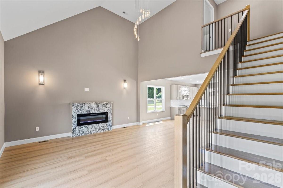 Single Family Residence at 1033 12th Avenue Drive NW, Hickory, photo 8 of 40