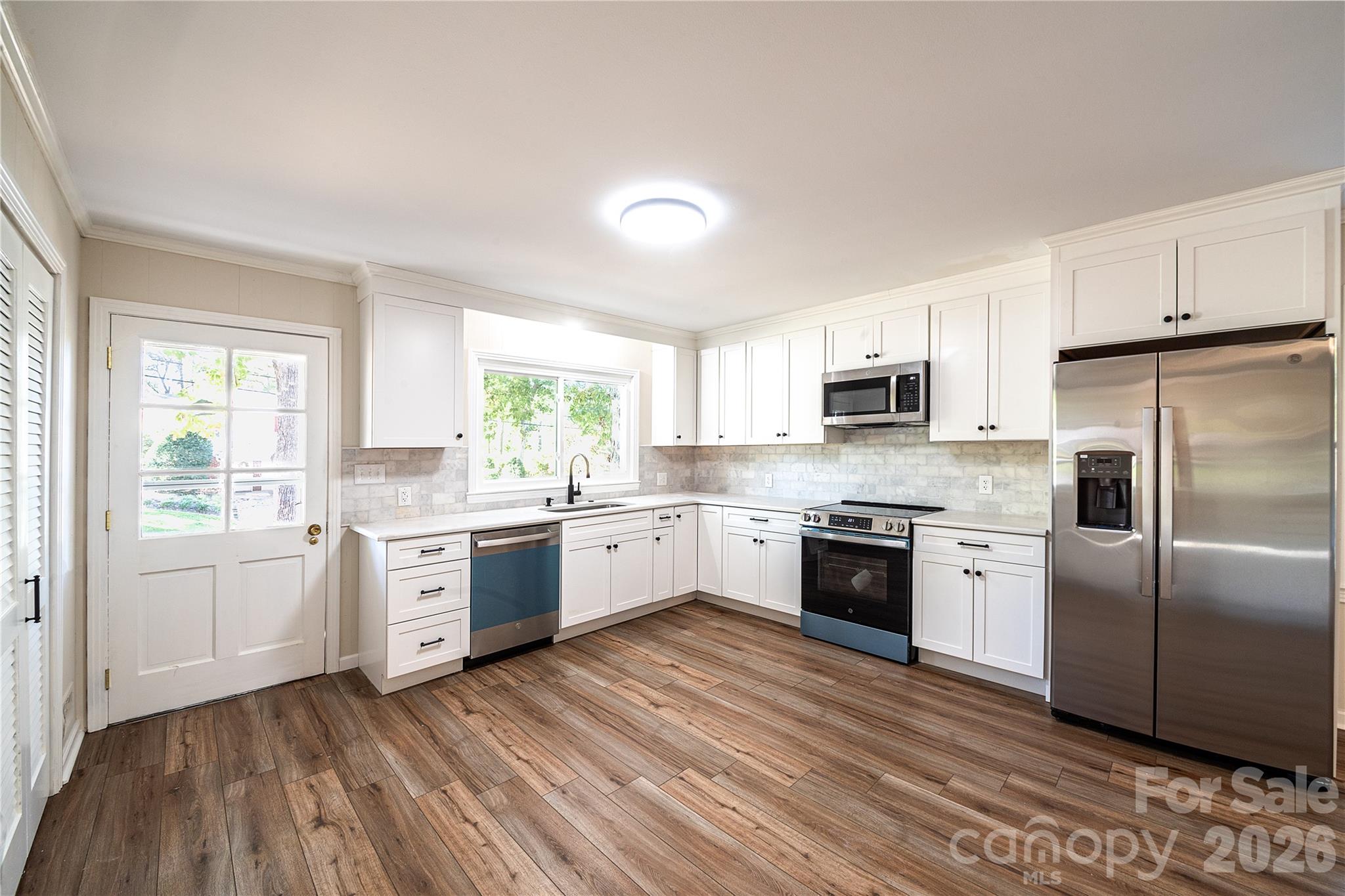 Single Family Residence at 719 Avondale Avenue, Albemarle, photo 19 of 91