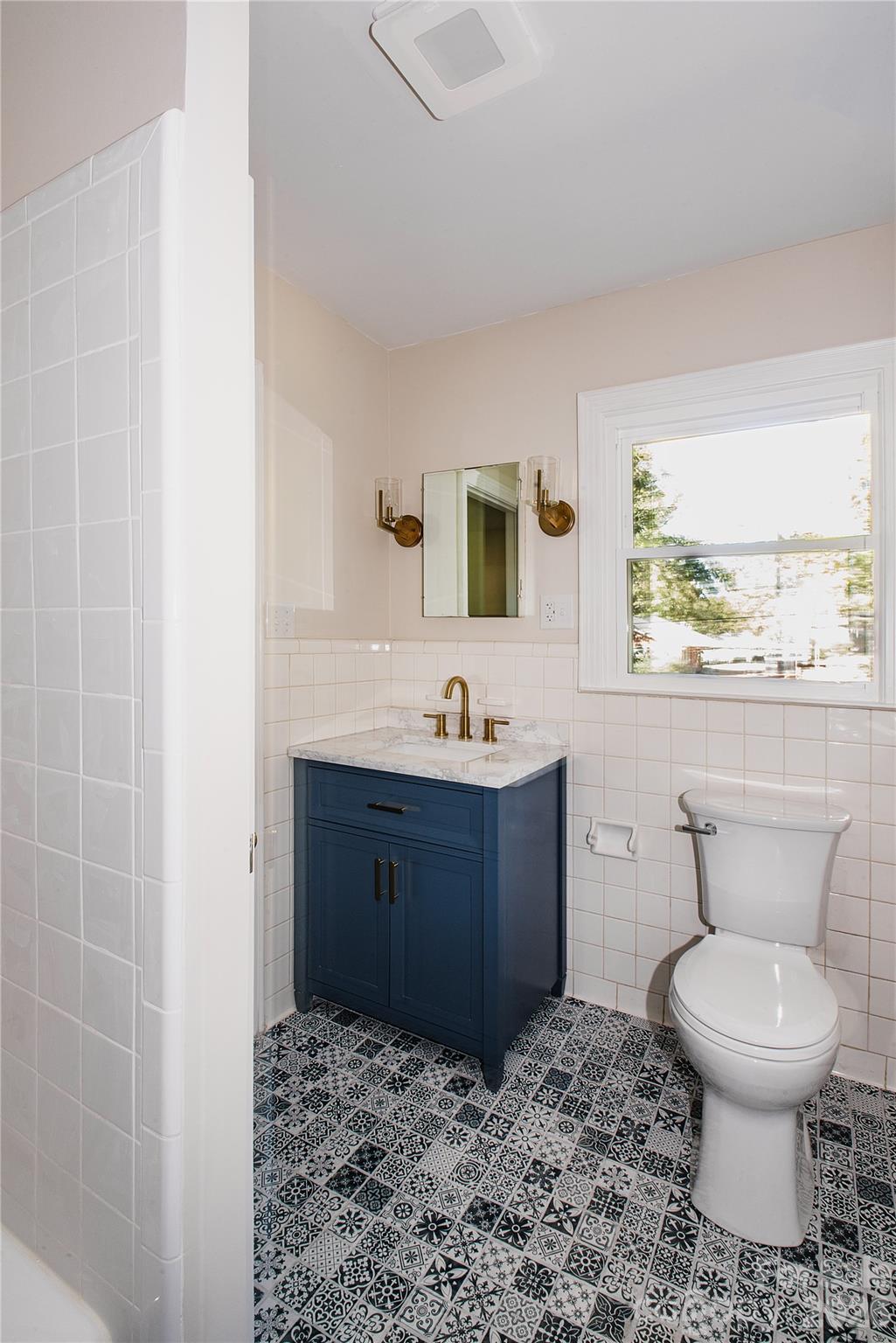 Single Family Residence at 719 Avondale Avenue, Albemarle, photo 51 of 91