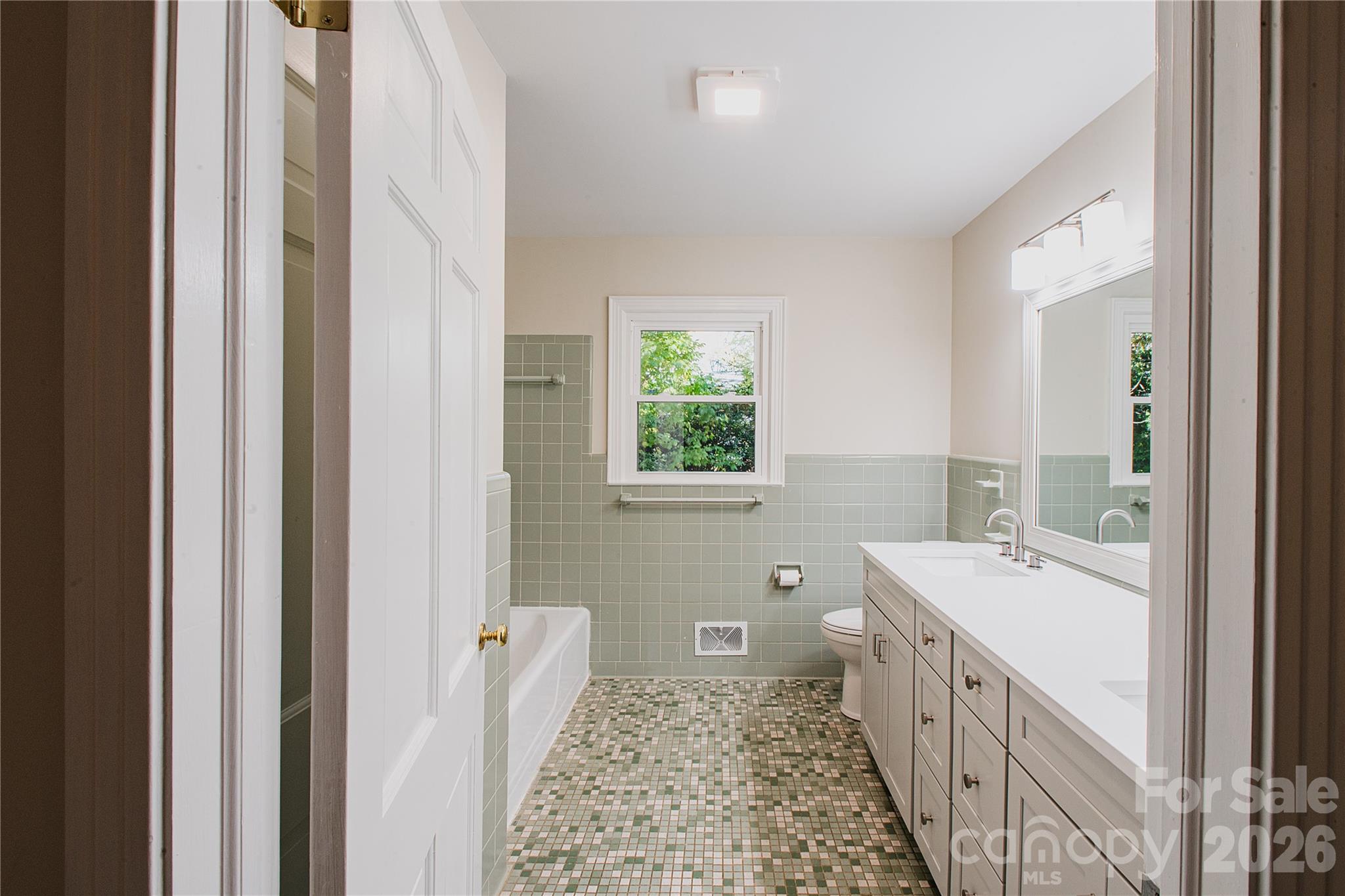 Single Family Residence at 719 Avondale Avenue, Albemarle, photo 55 of 91