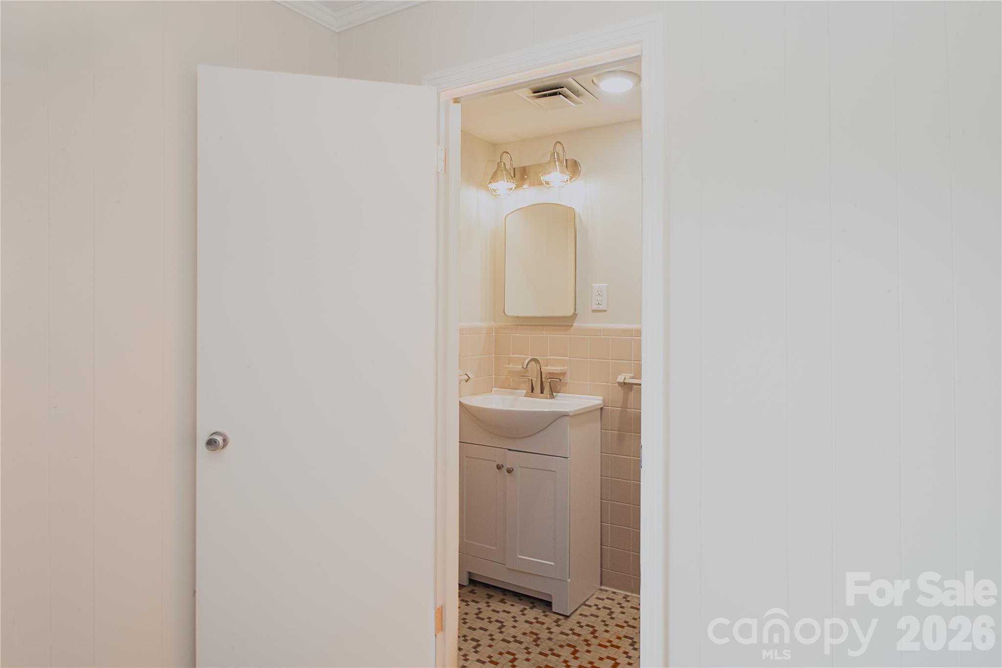 Single Family Residence at 719 Avondale Avenue, Albemarle, photo 67 of 91