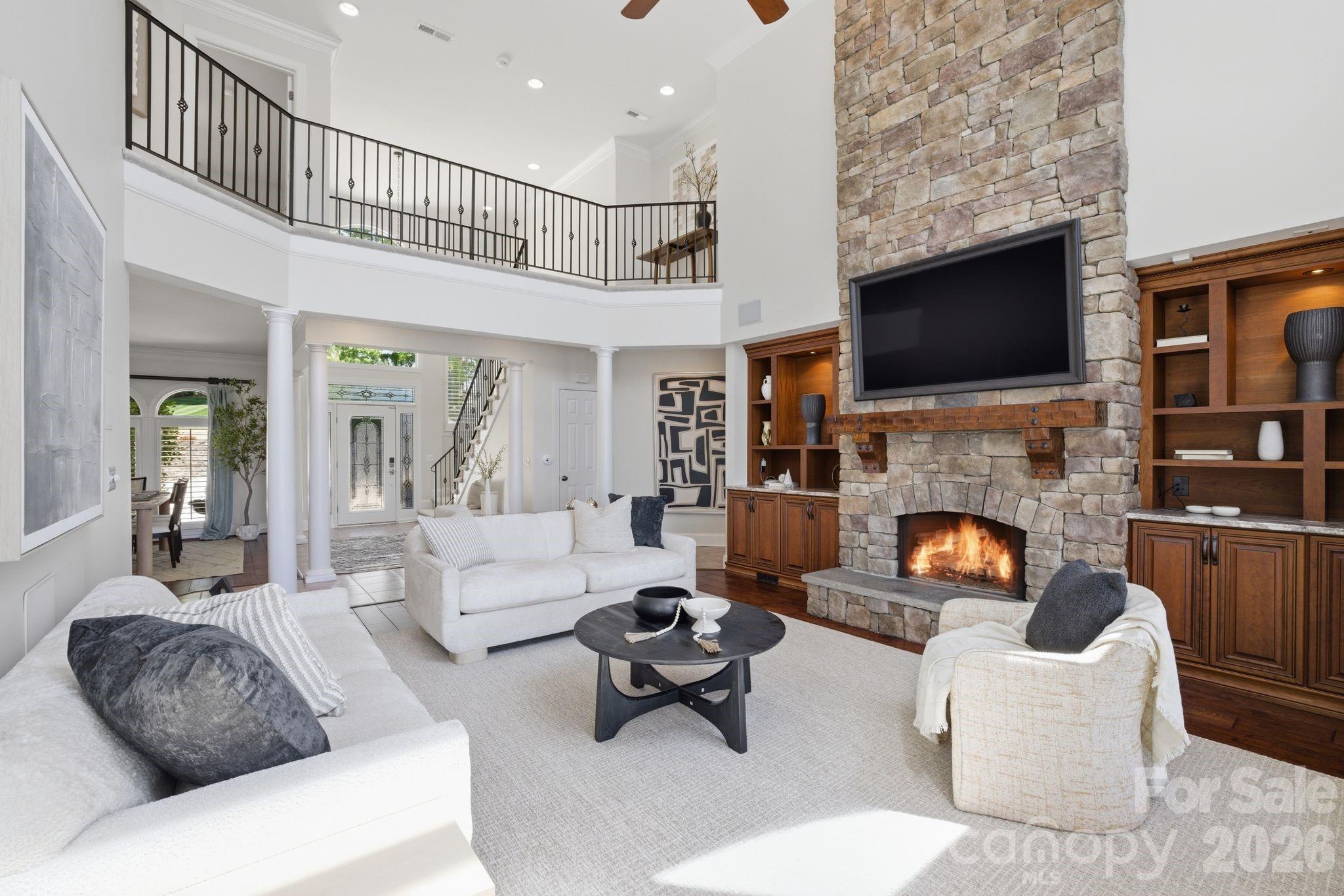 Great room. - 144 Mariner Pointe Lane, Mooresville