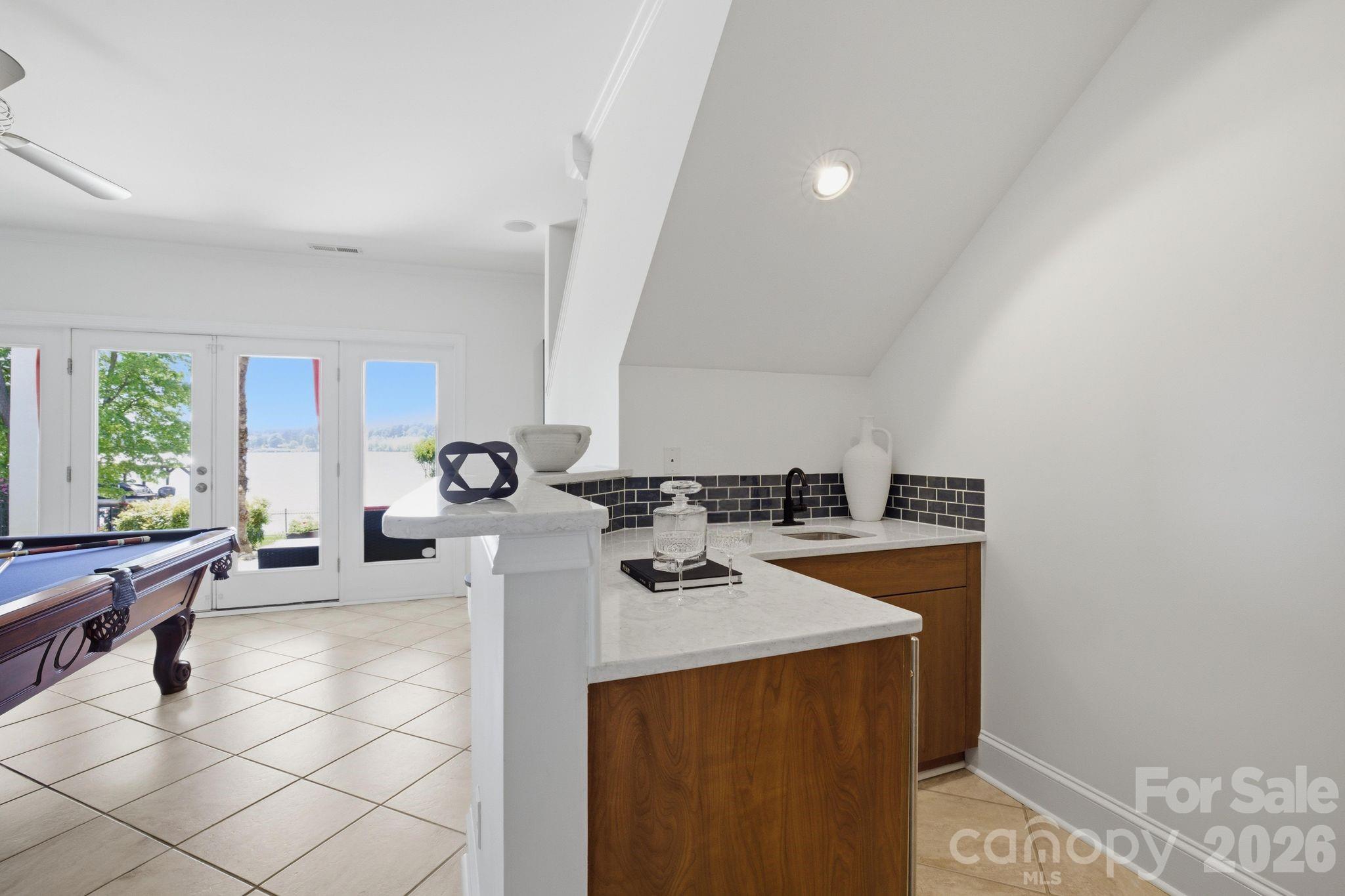 Wet bar. - 144 Mariner Pointe Lane, Mooresville