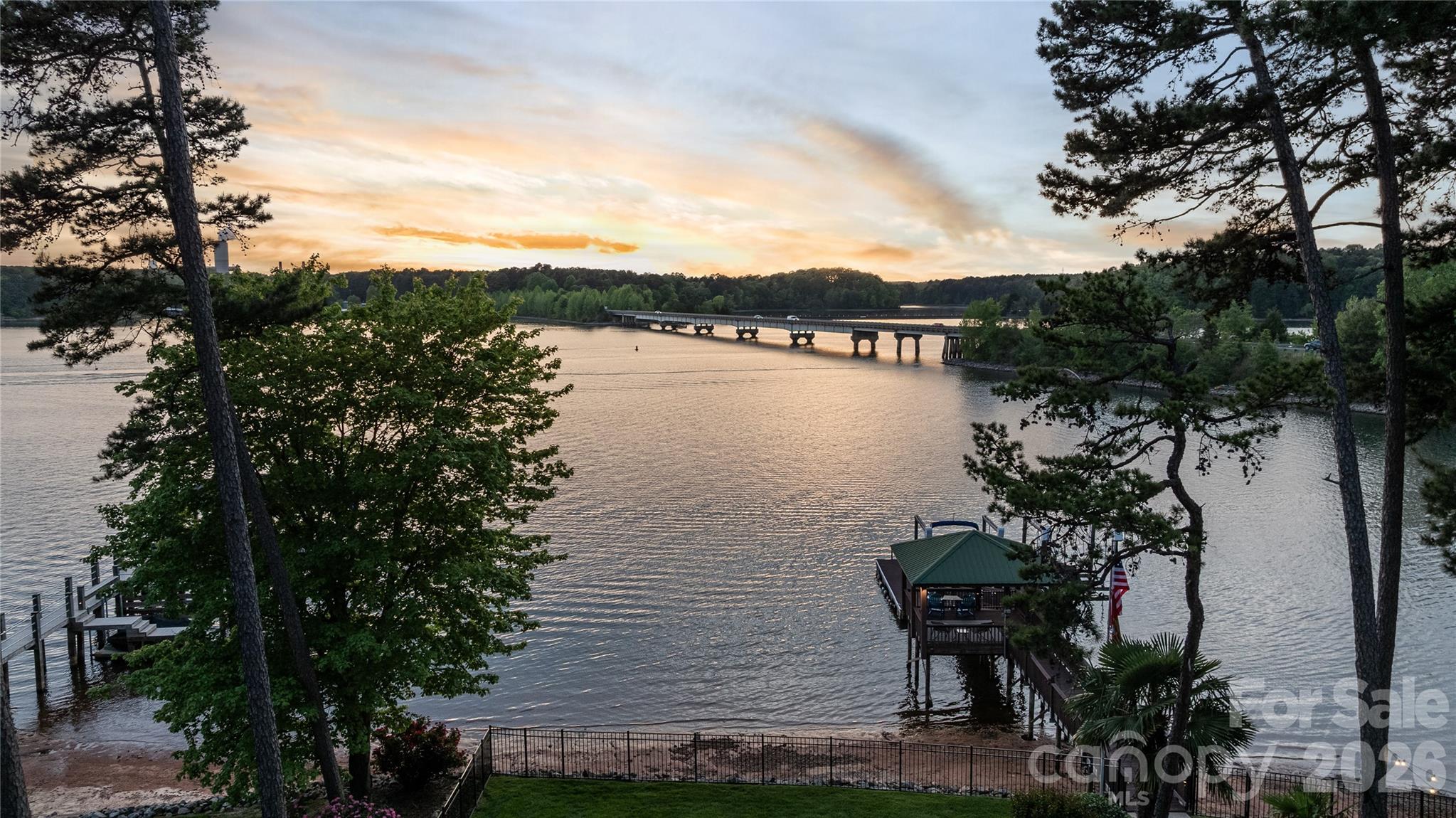 West-facing sunset view over Lake Norman. - 144 Mariner Pointe Lane, Mooresville