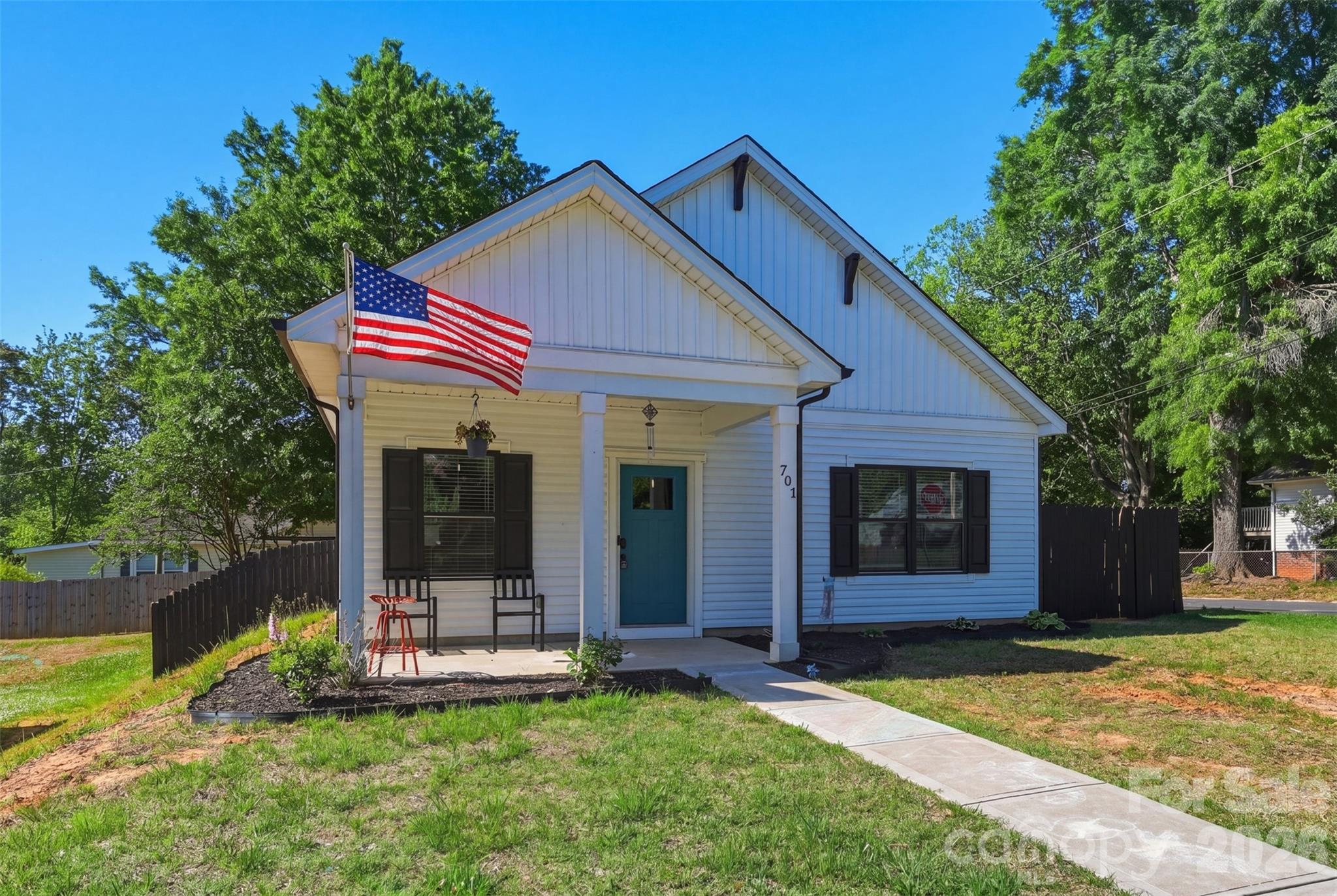 Single Family Residence at 701 E 3rd Avenue, Gastonia, photo 24 of 32