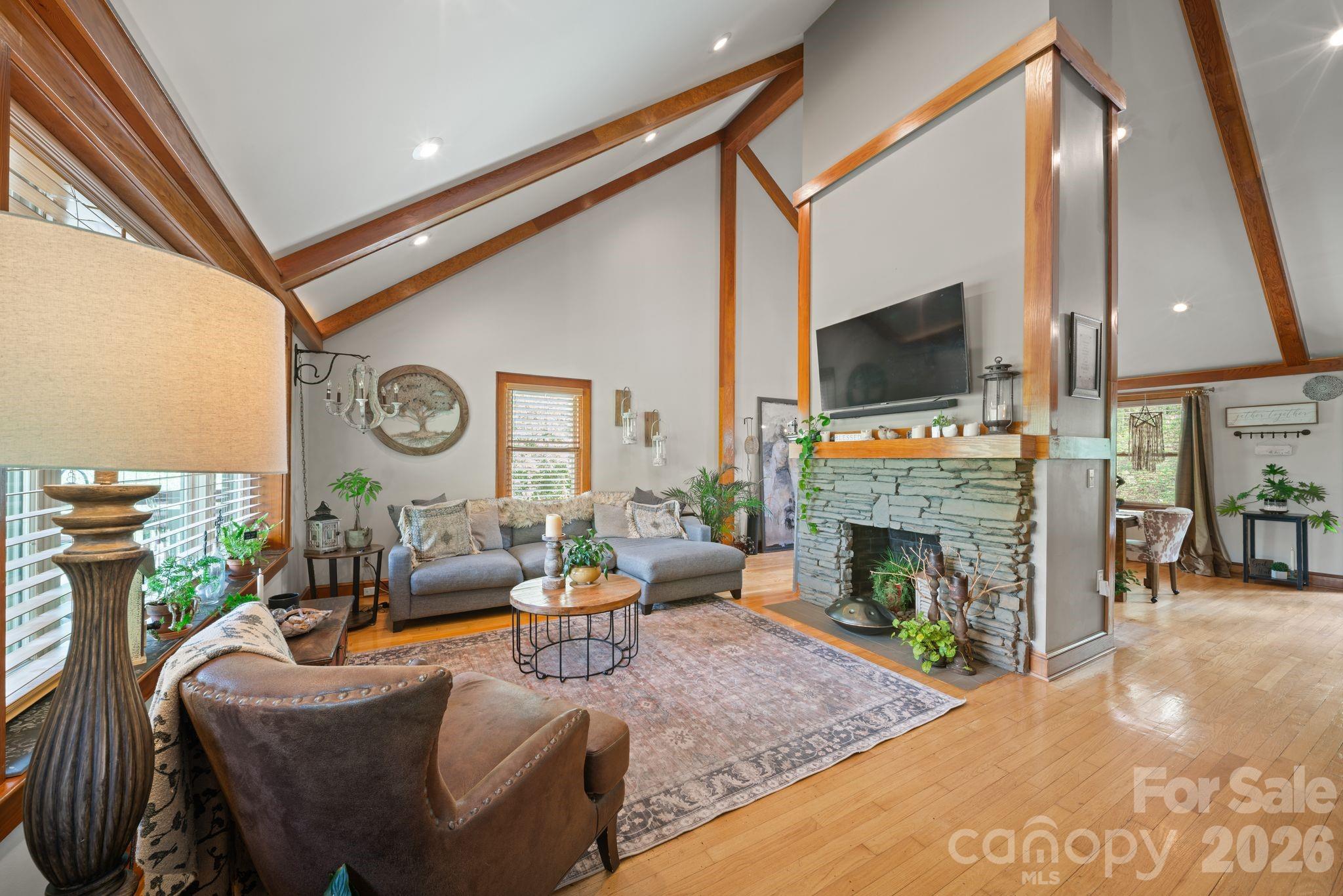 Single Family Residence at 25 View Ridge Parkway, Leicester, photo 7 of 38
