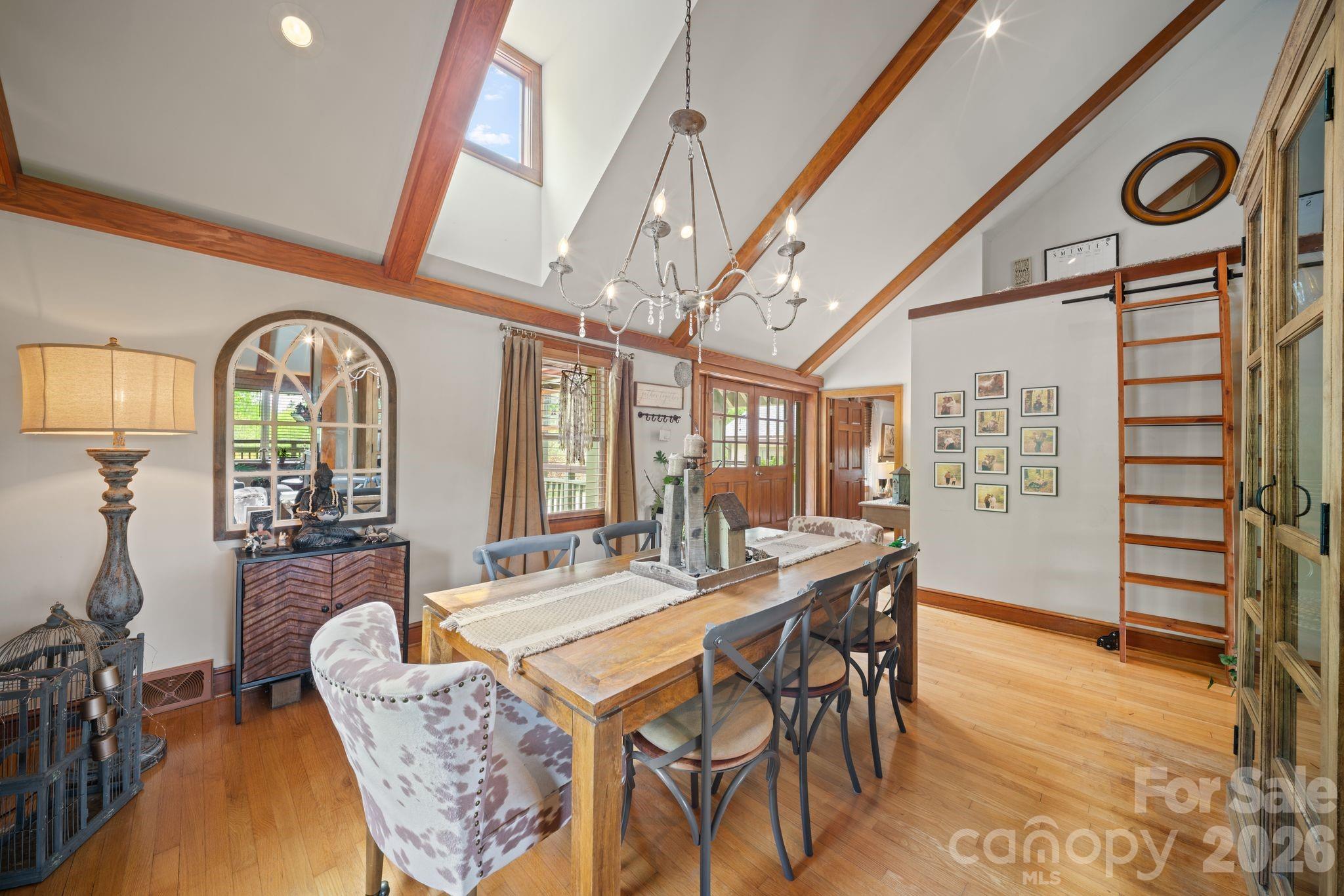 Single Family Residence at 25 View Ridge Parkway, Leicester, photo 8 of 38