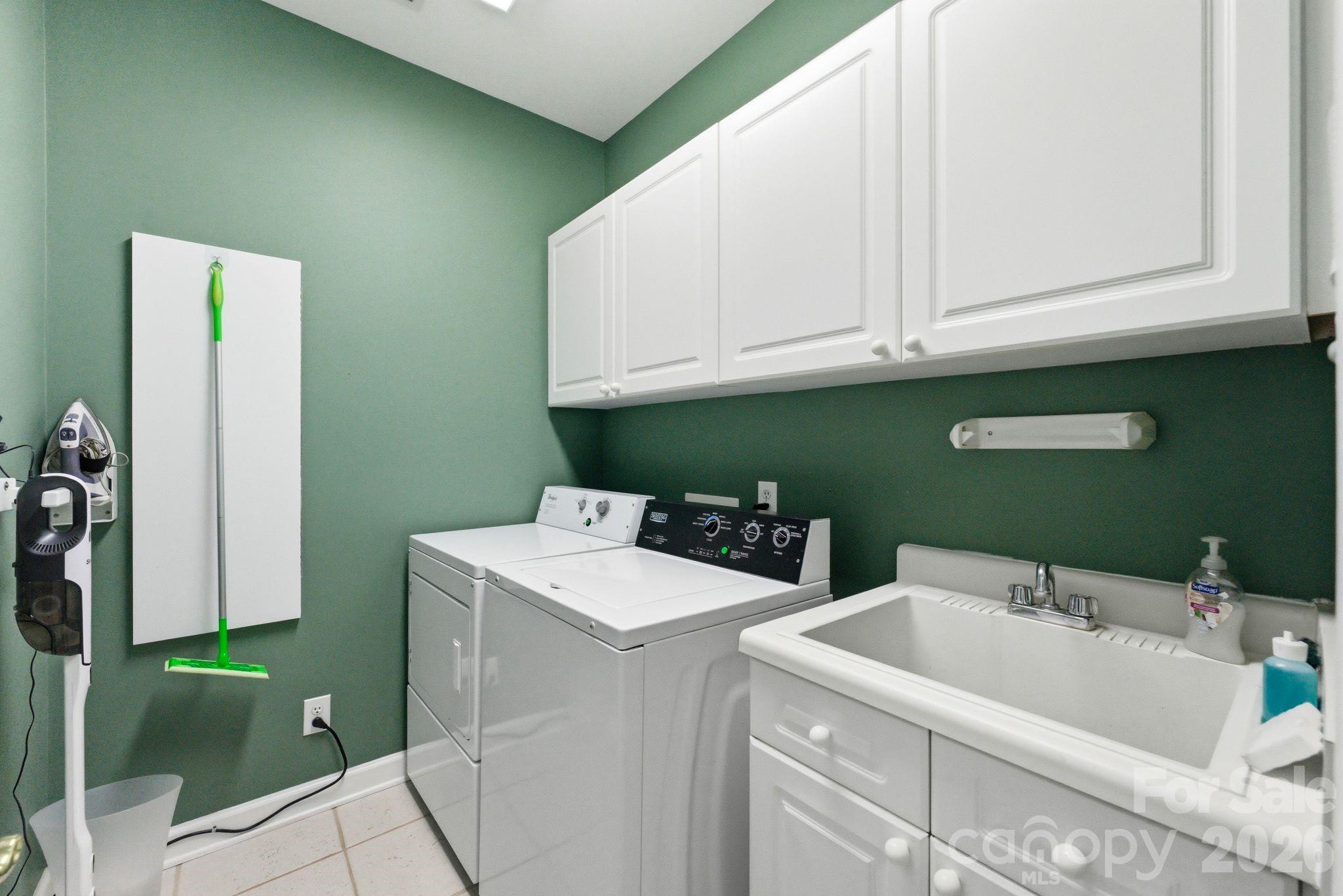 Single Family Residence at 8247 Camelia Lane, Denver, photo 29 of 45