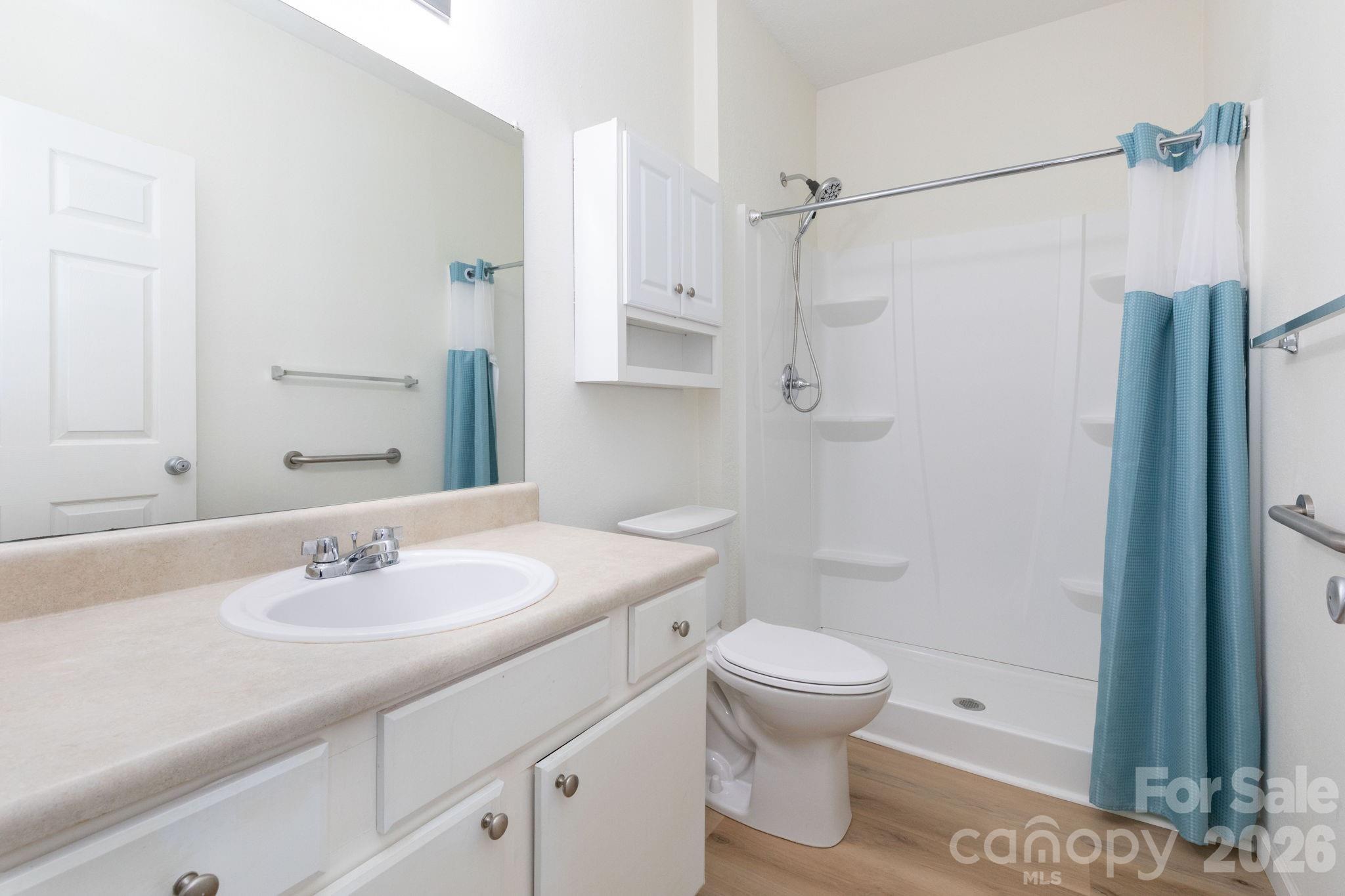 Bathroom - 400 Vista Lake Drive, Candler