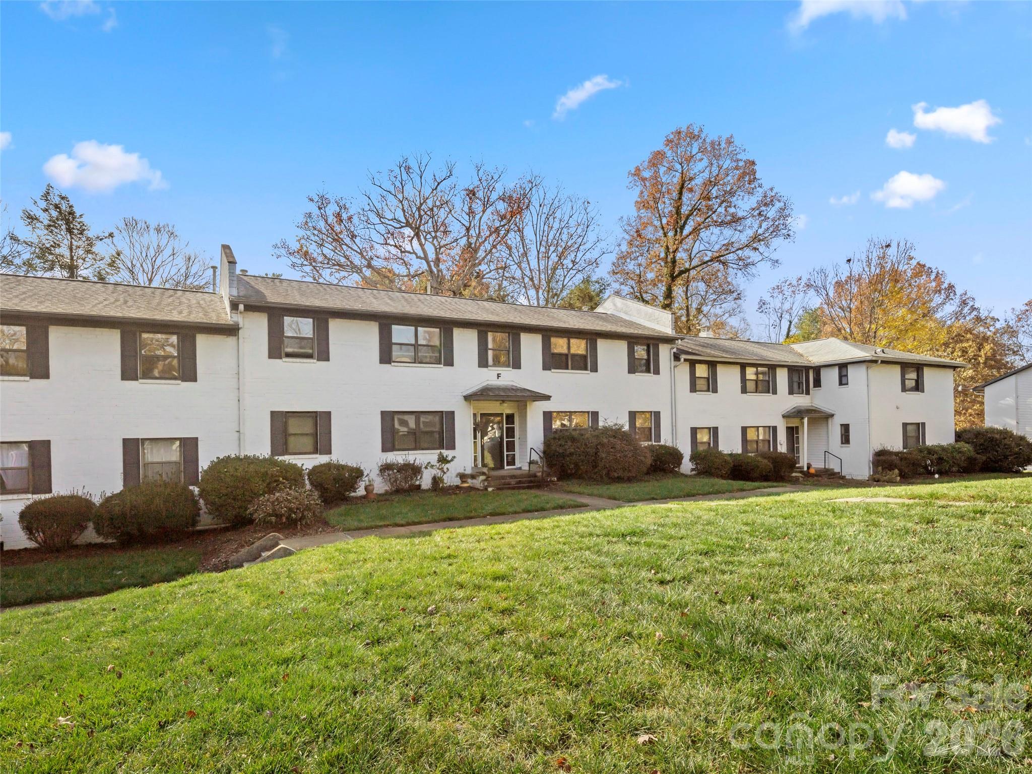 8 Units - 615 Biltmore Avenue