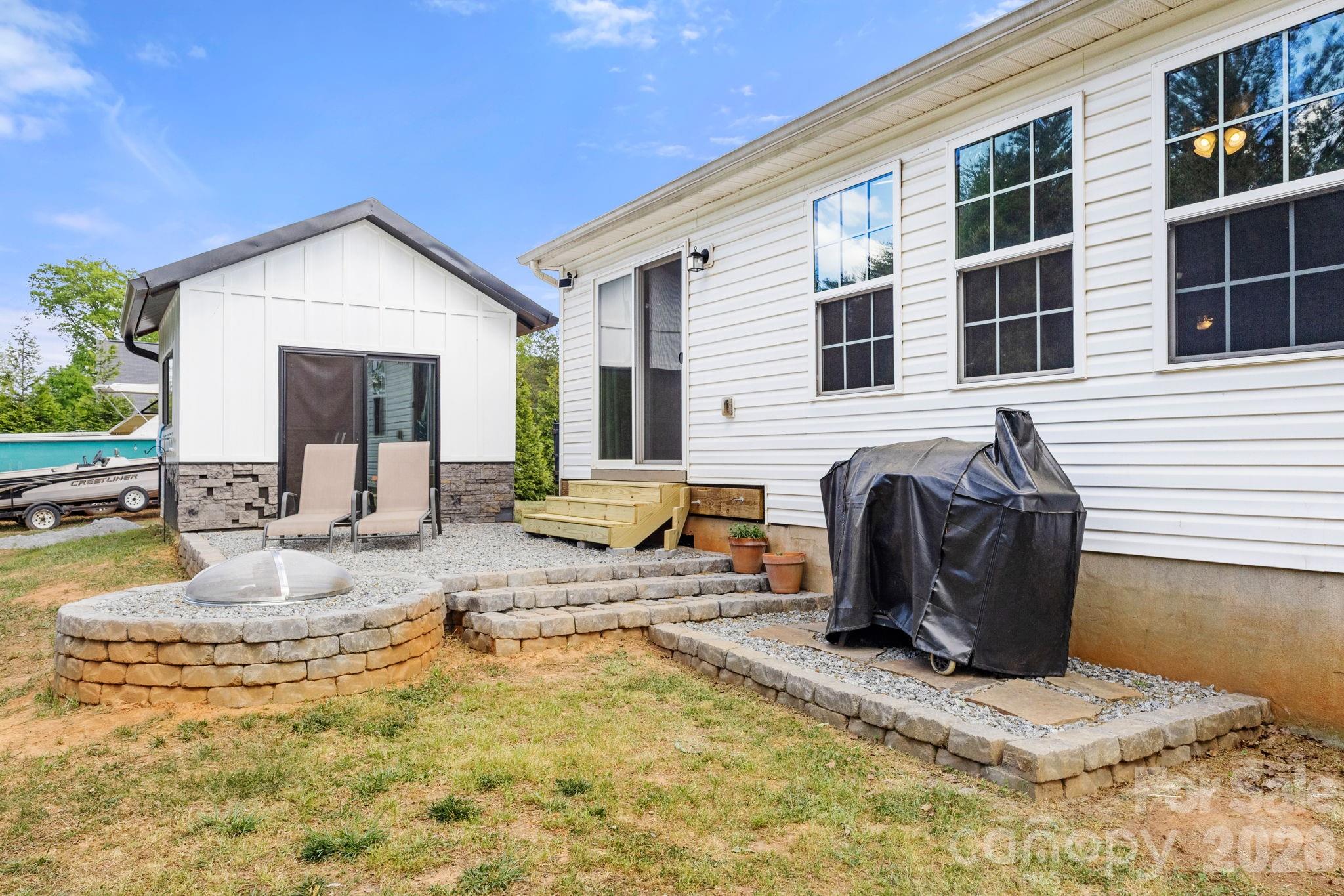 Single Family Residence at 7172 Rolling Hills Drive, Sherrills Ford, photo 31 of 35