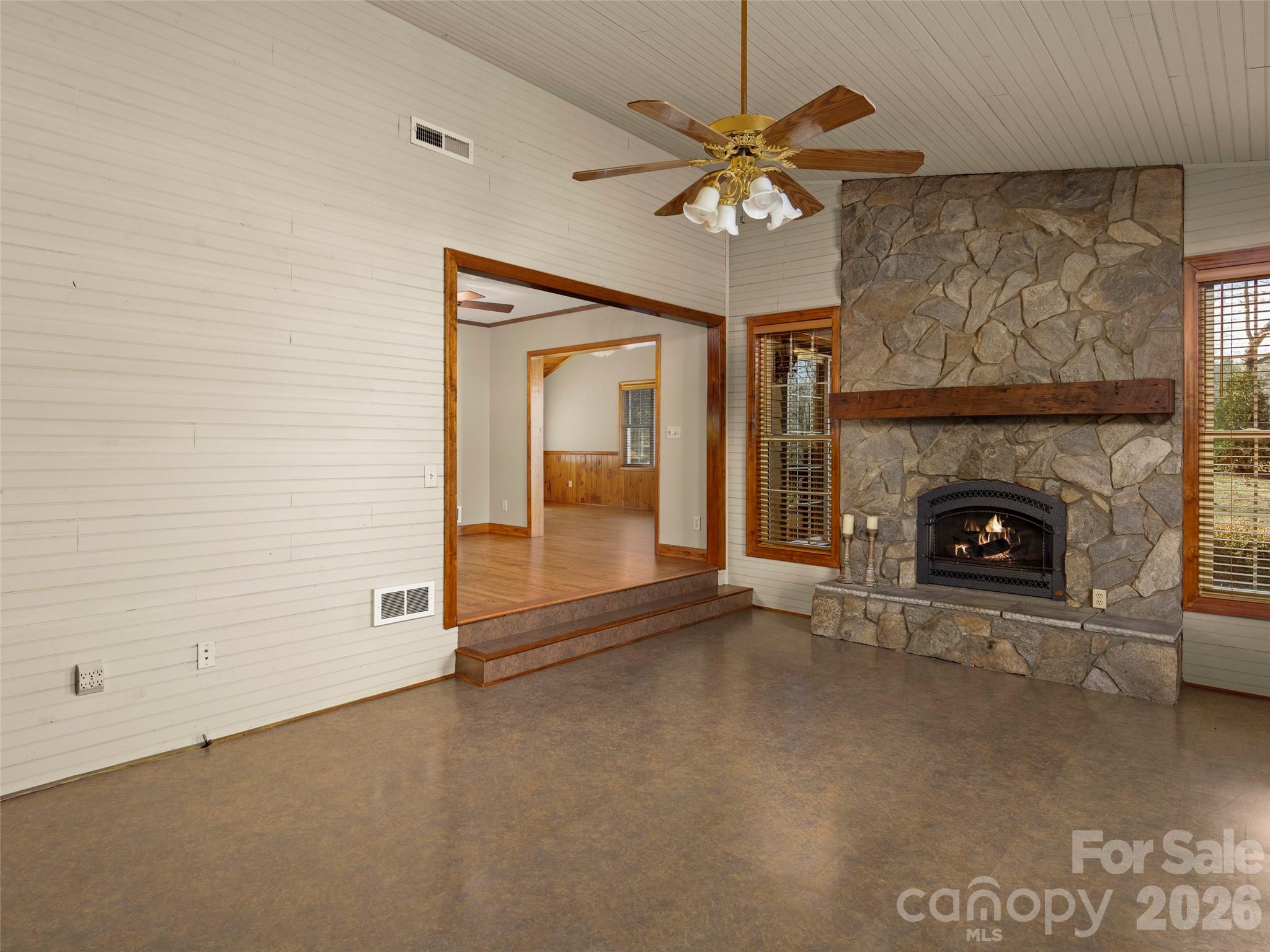 Single Family Residence at 609 N Fork Road, Black Mountain, photo 6 of 26