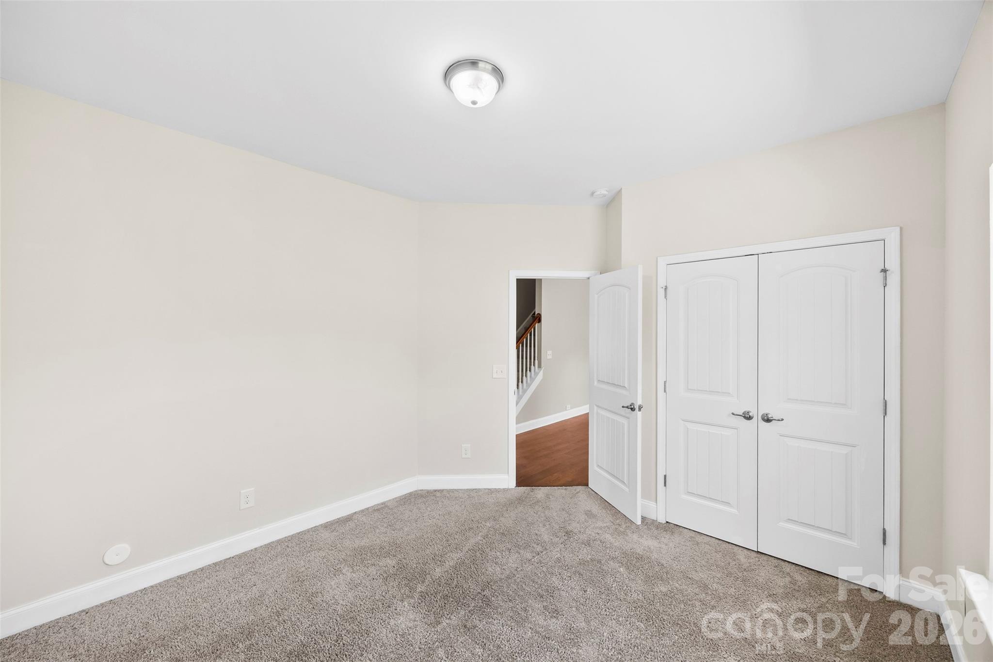 main floor bedroom - 2548 Flintshire Lane, Gastonia
