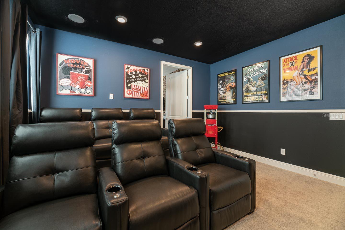 Single Family Residence at 428 SOUTHFIELD ST, KISSIMMEE, photo 13 of 35