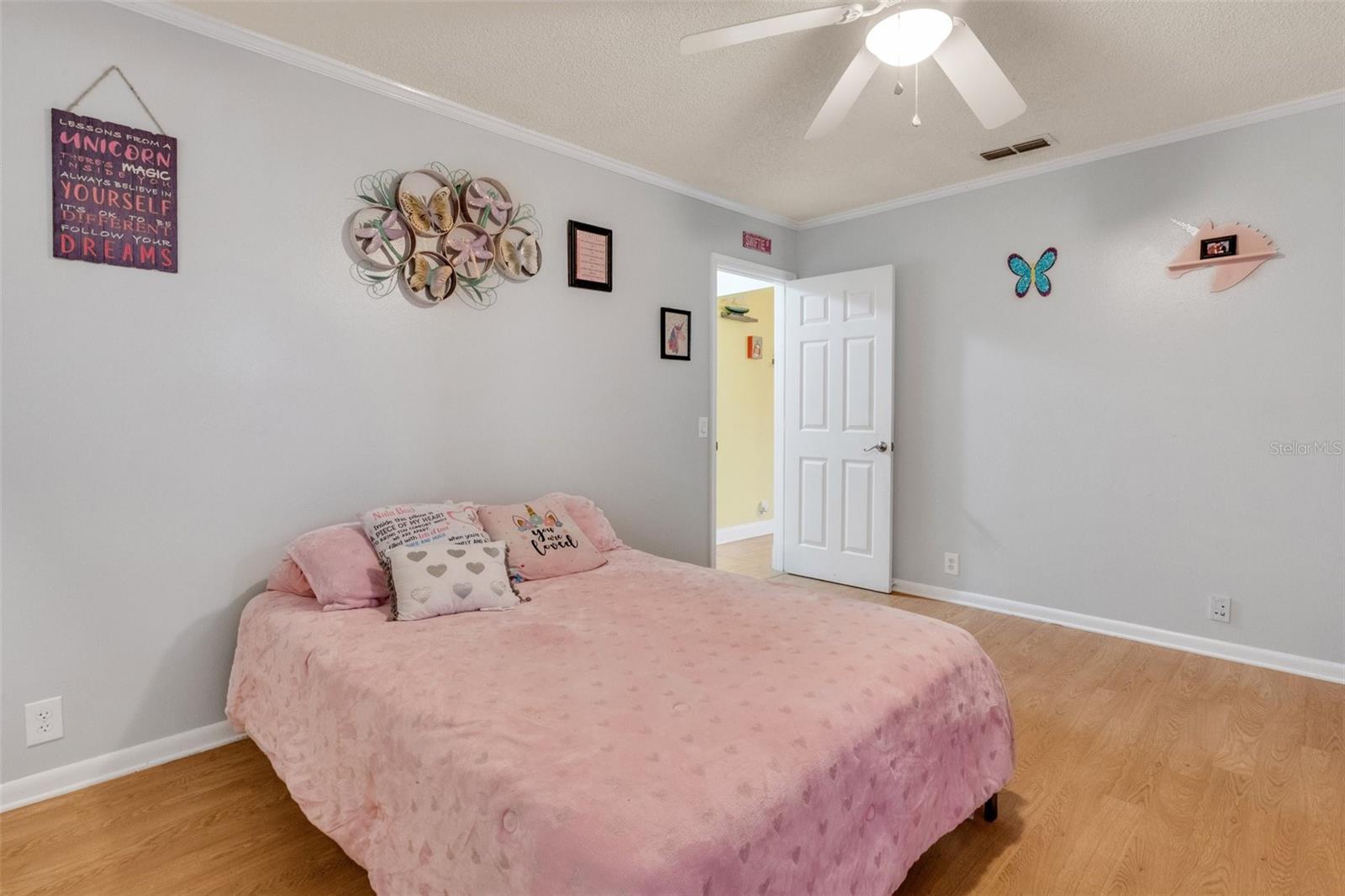 Single Family Residence at 202 SAINT LUCIE RD, WINTER HAVEN, photo 14 of 32