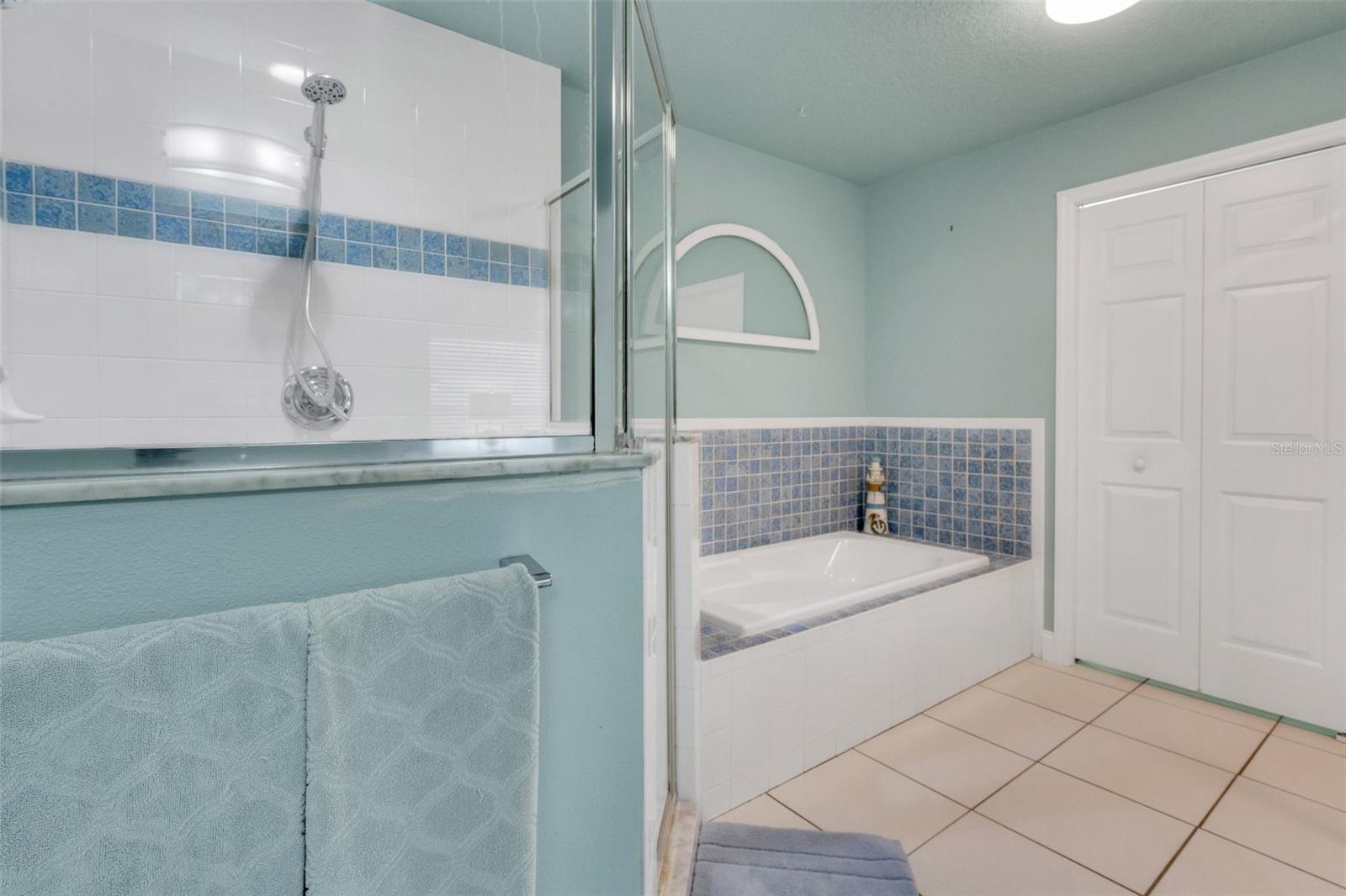 Single Family Residence at 202 SAINT LUCIE RD, WINTER HAVEN, photo 21 of 32