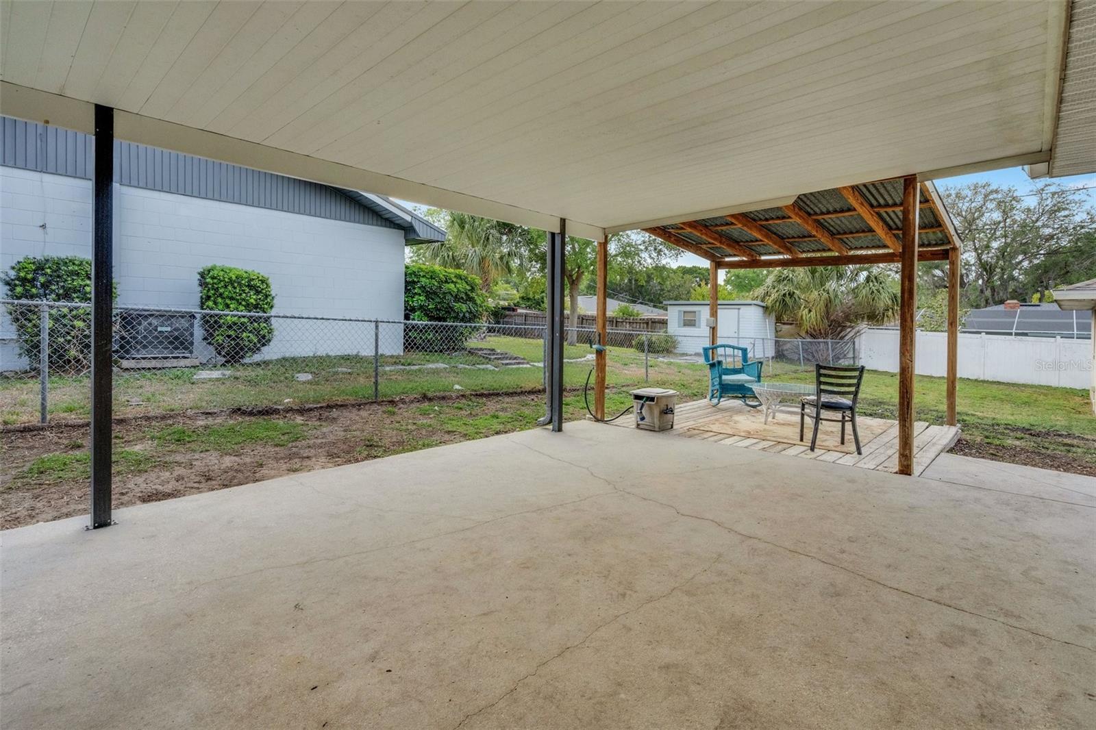 Single Family Residence at 202 SAINT LUCIE RD, WINTER HAVEN, photo 24 of 32