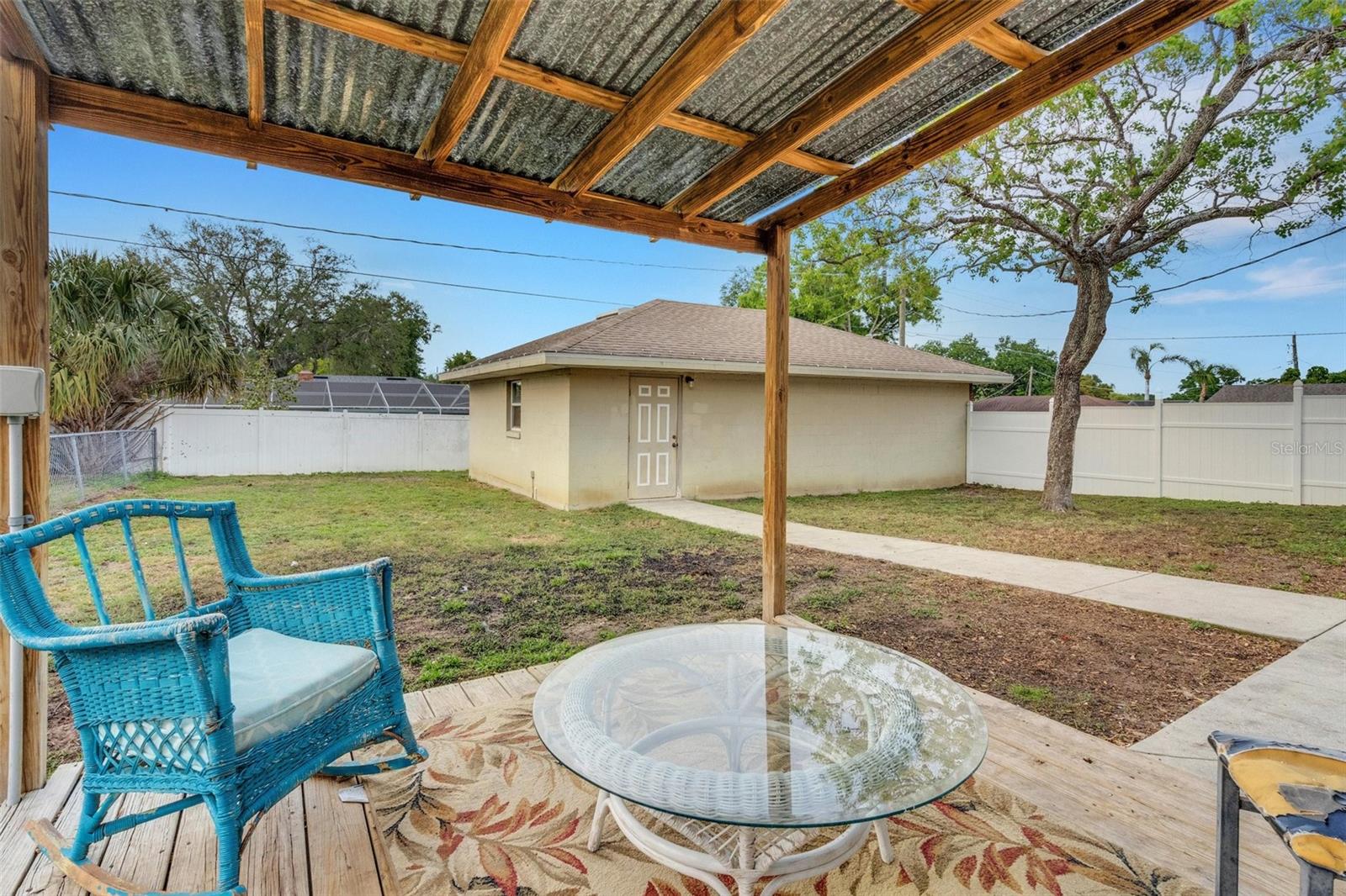 Single Family Residence at 202 SAINT LUCIE RD, WINTER HAVEN, photo 25 of 32