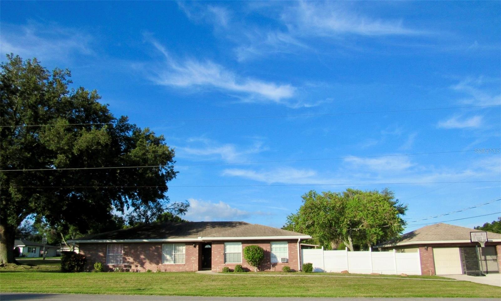 202 SAINT LUCIE RD
