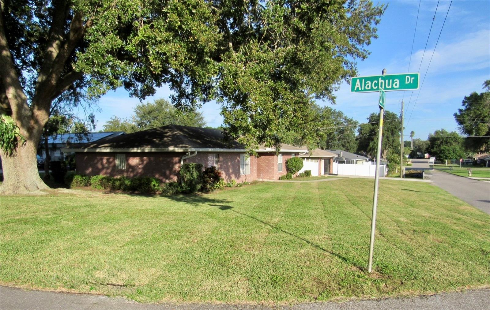 Single Family Residence at 202 SAINT LUCIE RD, WINTER HAVEN, photo 31 of 32