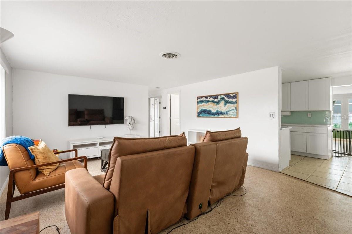 Single Family Residence at 4508 POMPANO RD, VENICE, photo 4 of 32