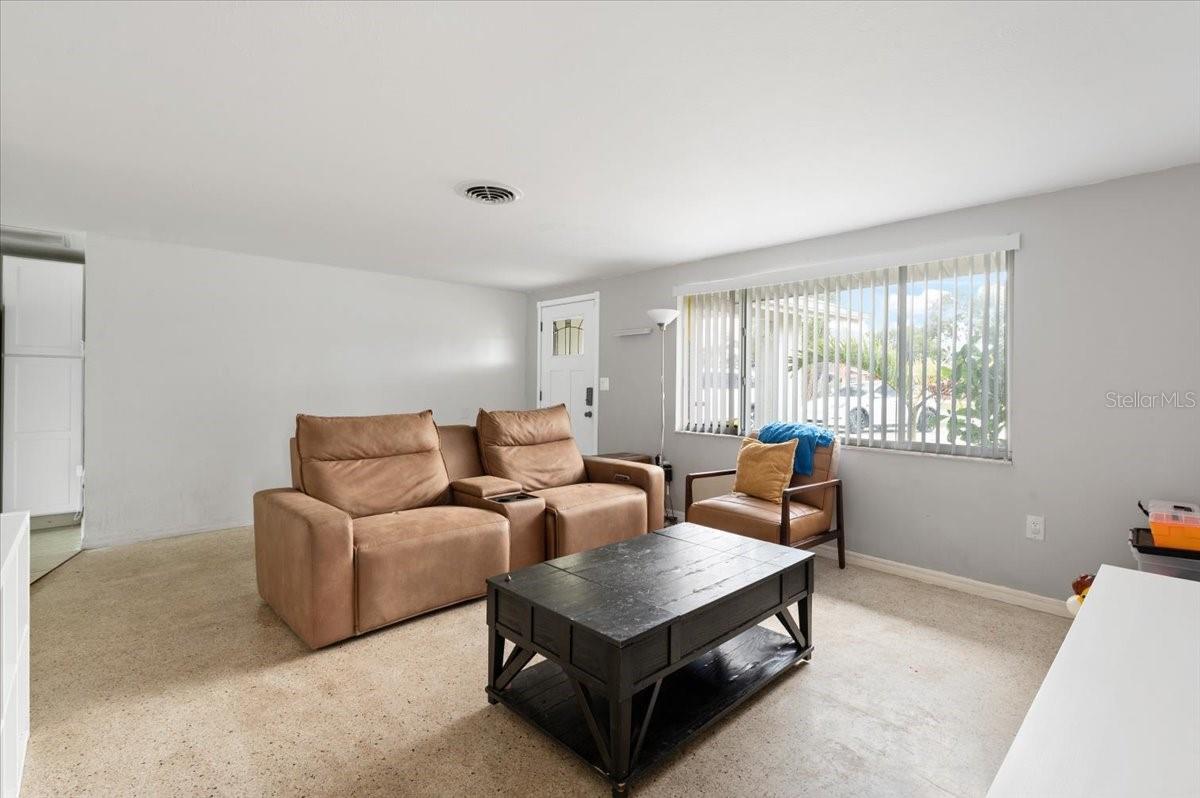 Single Family Residence at 4508 POMPANO RD, VENICE, photo 5 of 32