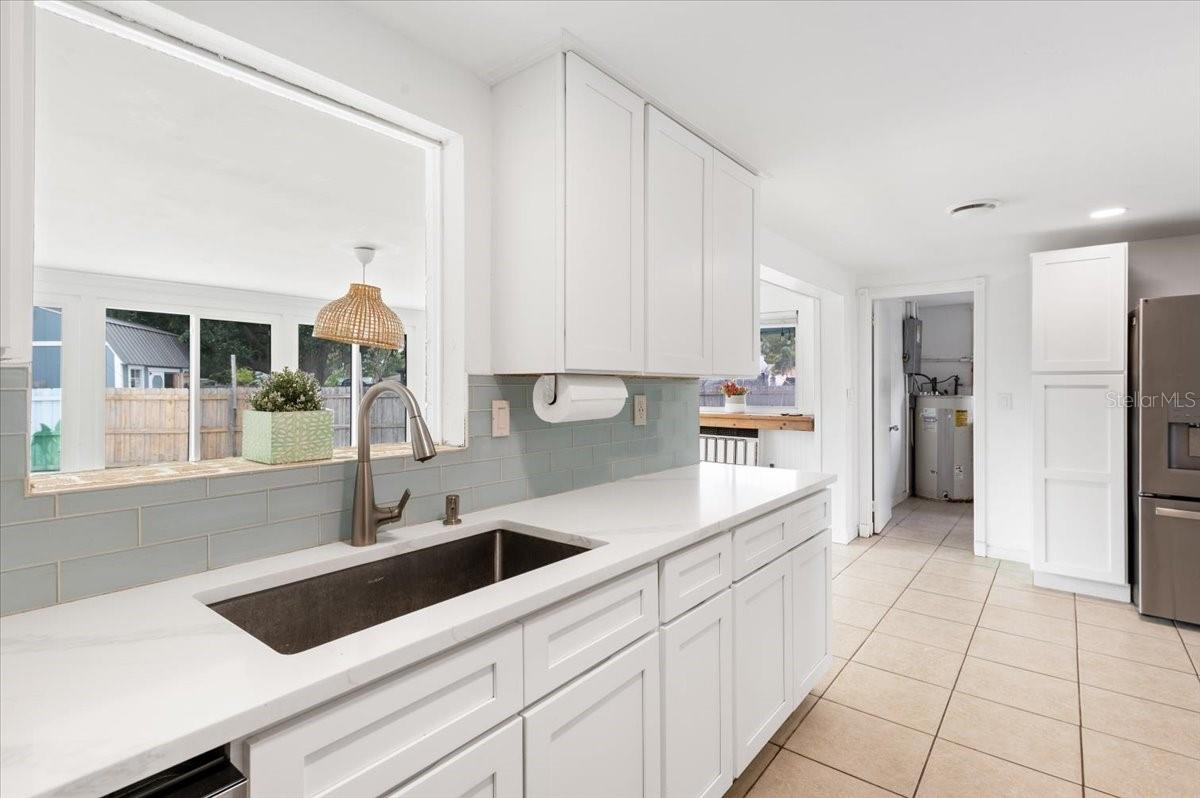 Single Family Residence at 4508 POMPANO RD, VENICE, photo 10 of 32