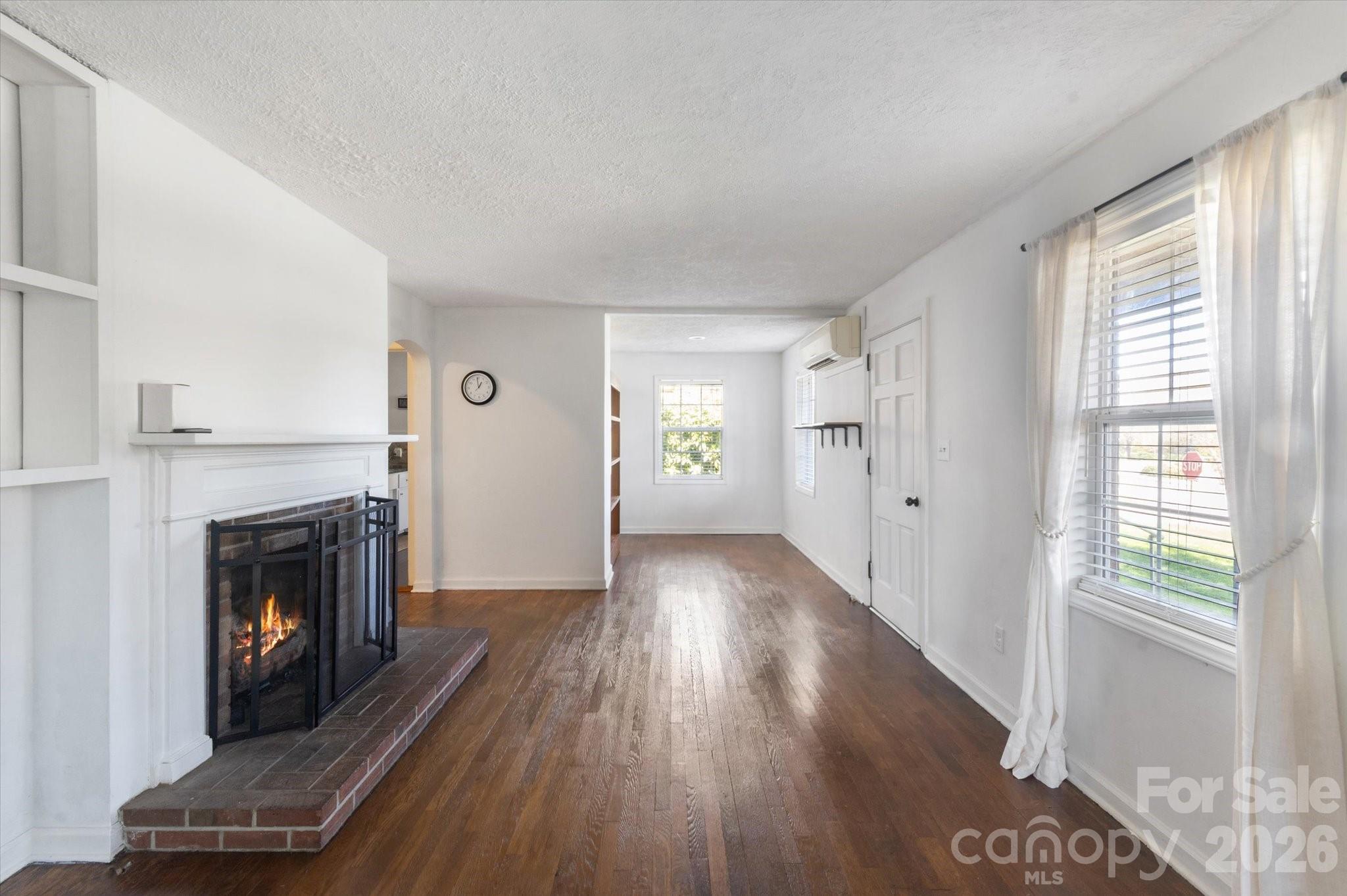 Single Family Residence at 25 Montview Circle, Brevard, photo 10 of 41