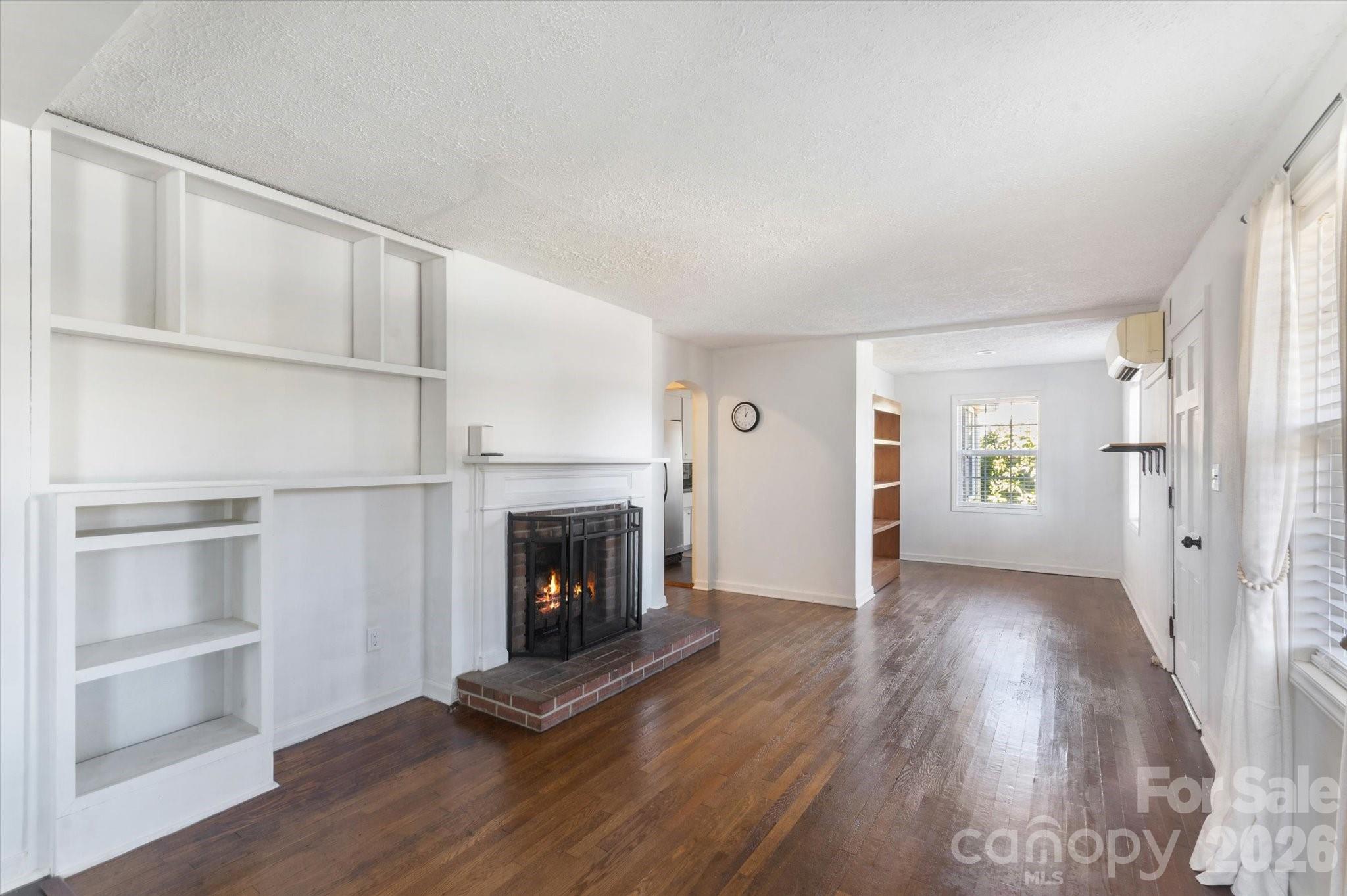 Single Family Residence at 25 Montview Circle, Brevard, photo 14 of 41