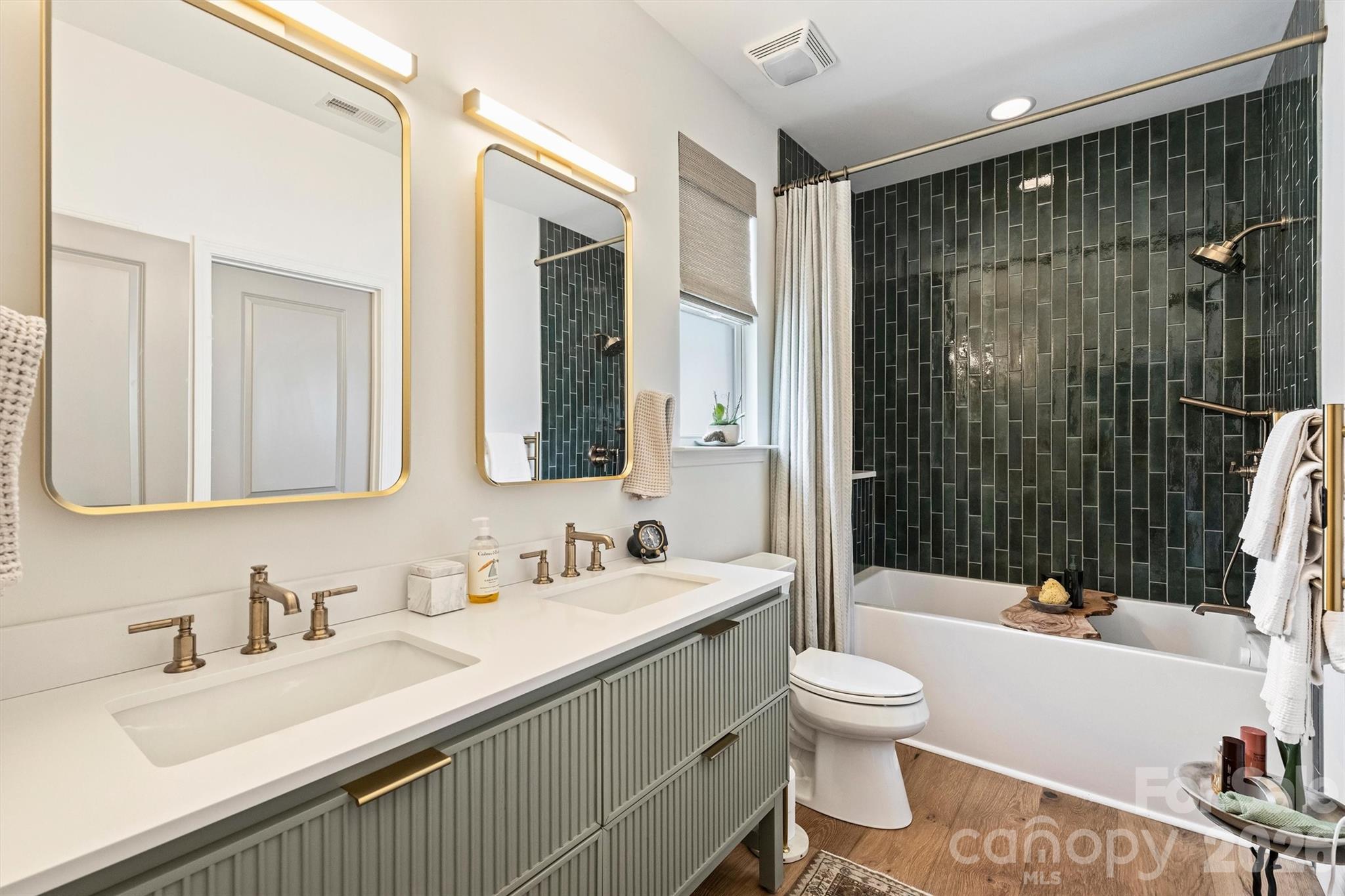 Townhouse at 4141 Spool Lane, Belmont, photo 18 of 43