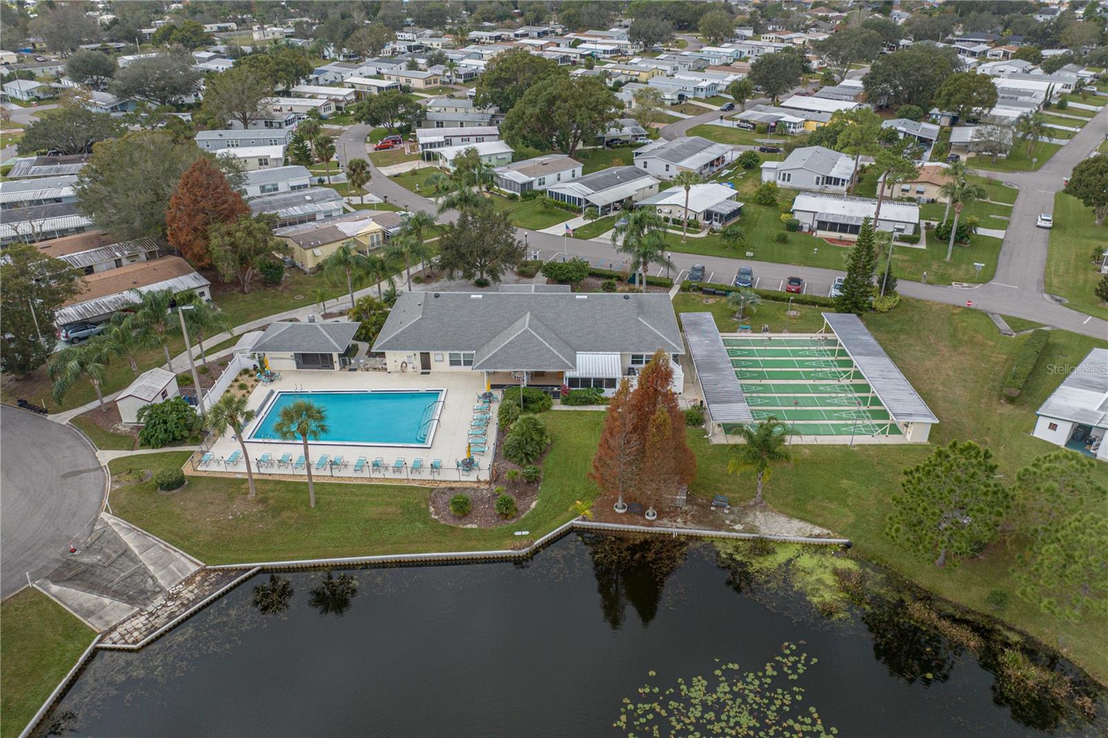 Manufactured Home at 6114 GRAND OAKS DR SE, WINTER HAVEN, photo 31 of 42