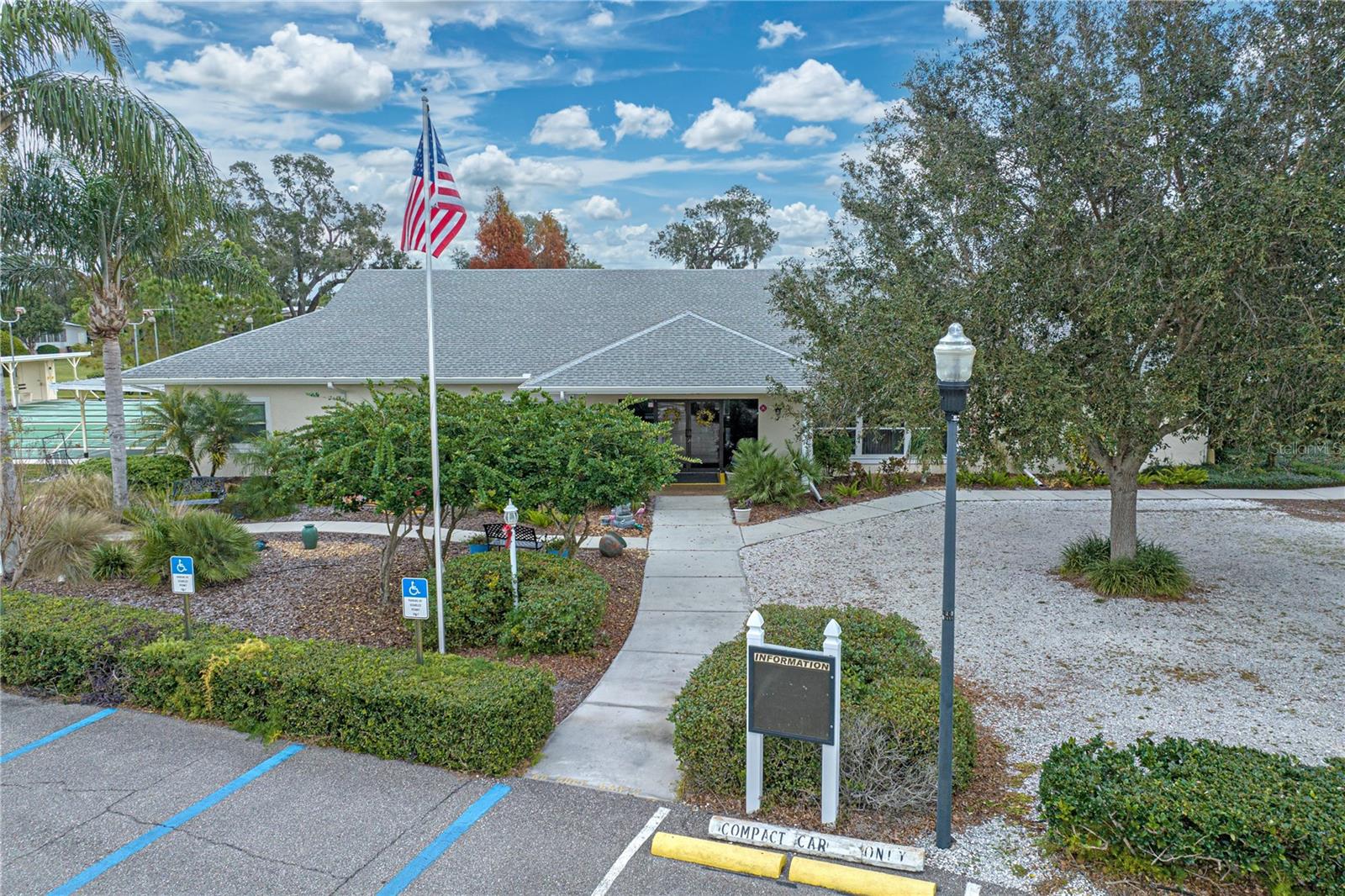Manufactured Home at 6114 GRAND OAKS DR SE, WINTER HAVEN, photo 37 of 42