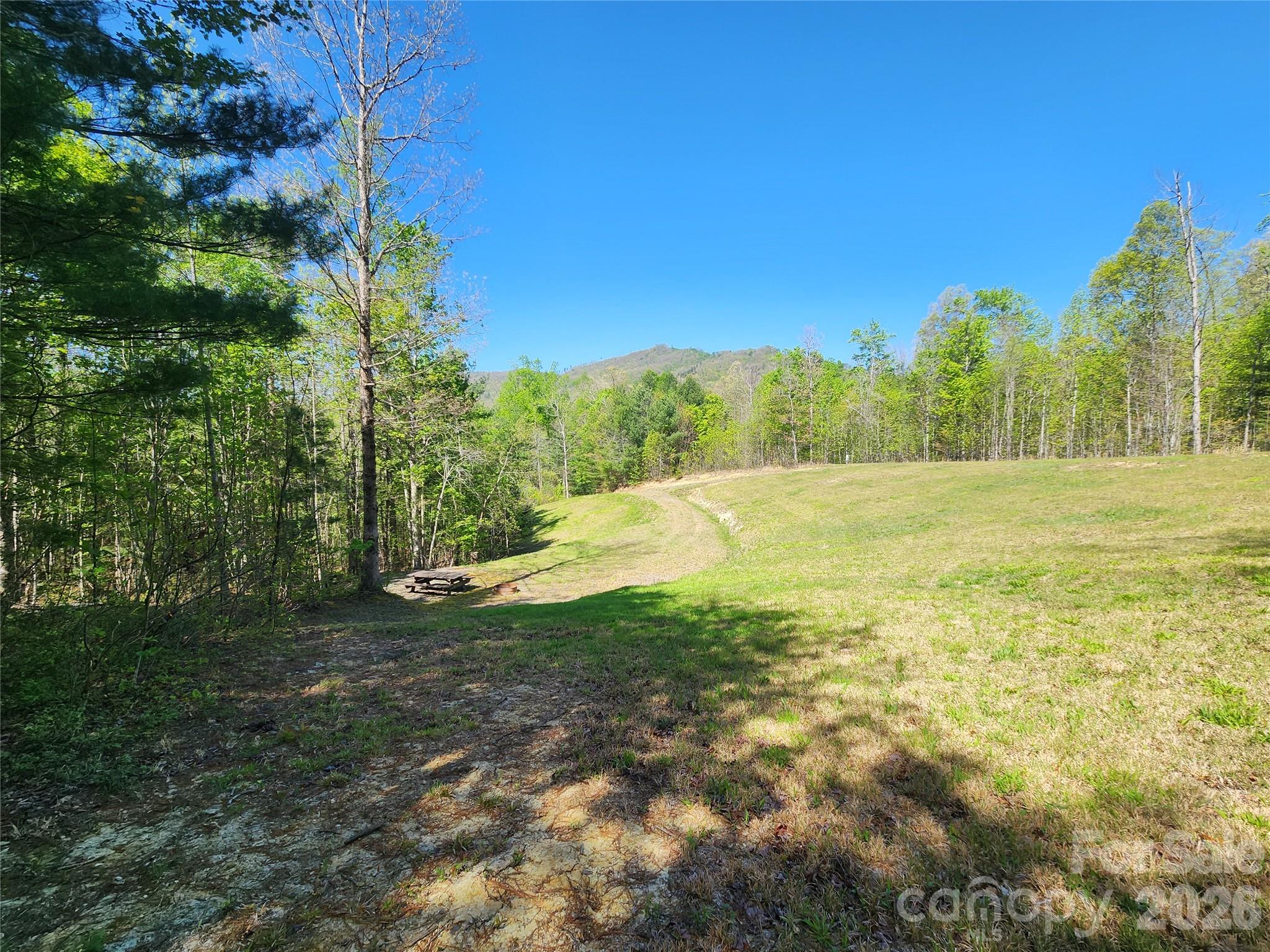 889 Firefly Trail