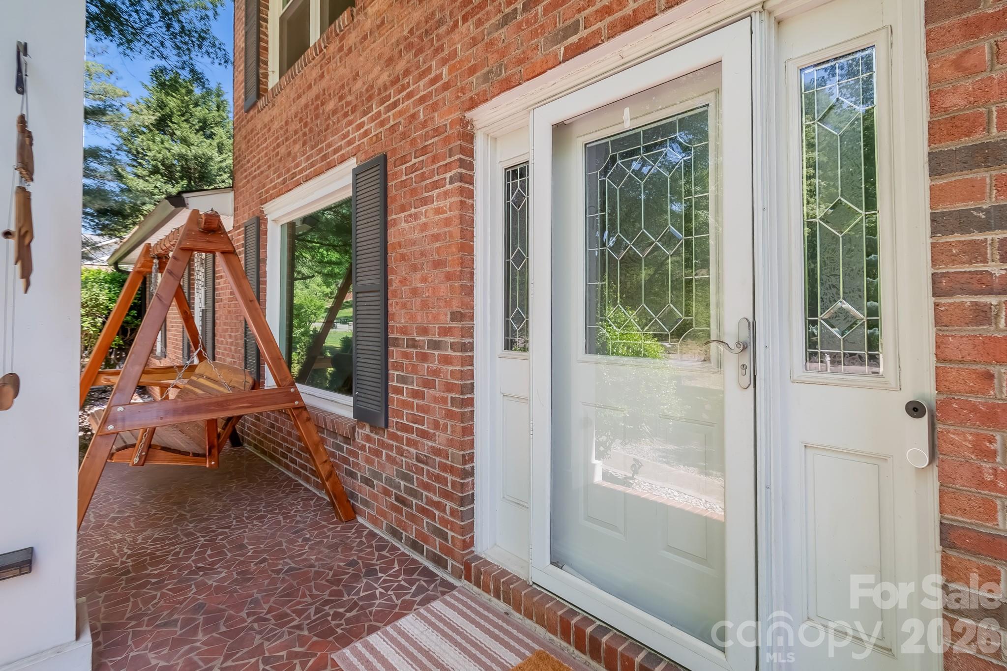 Single Family Residence at 6070 Ferncliff Drive, Concord, photo 5 of 31