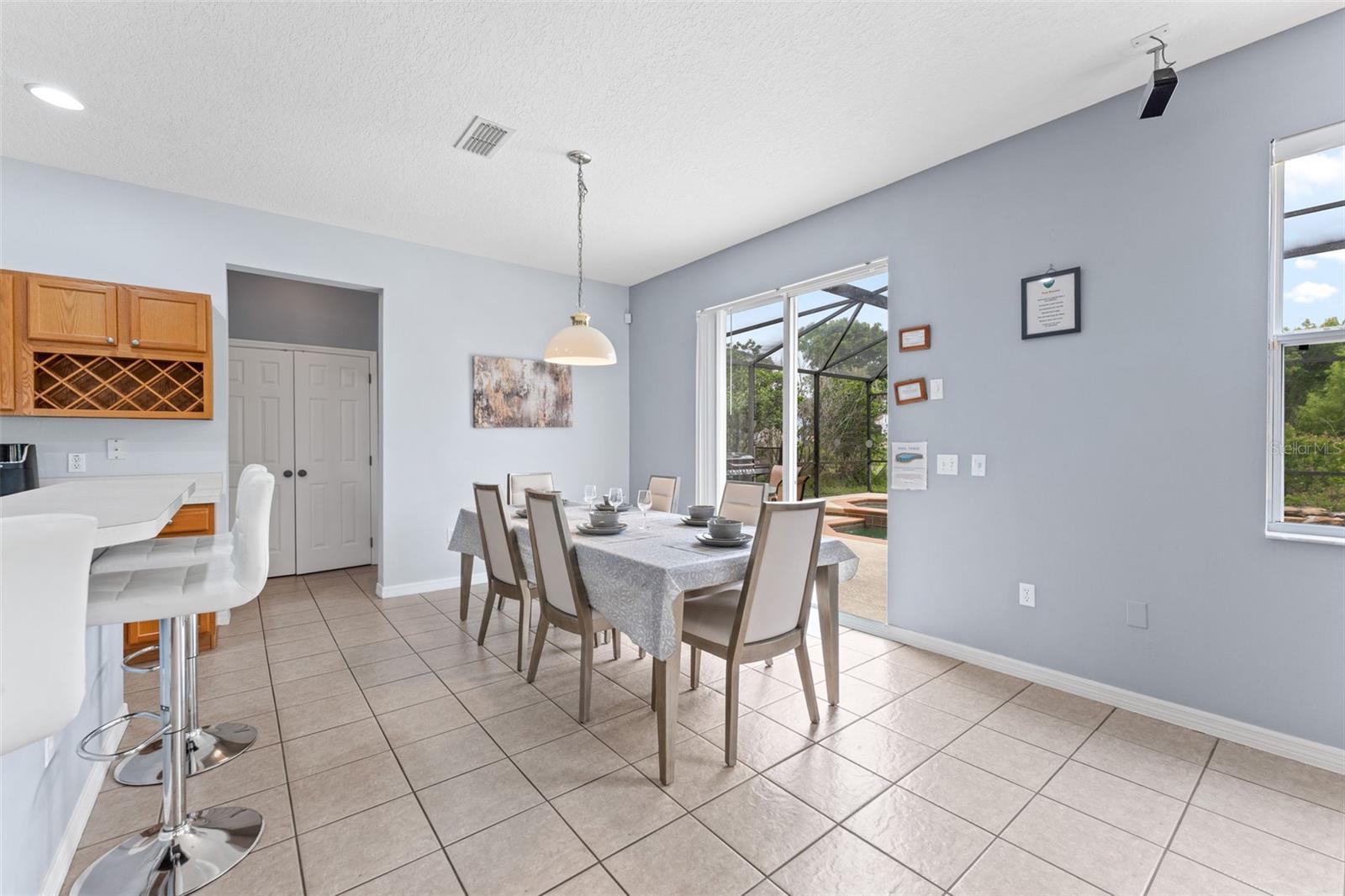 Single Family Residence at 213 WILLOW VIEW DR, DAVENPORT, photo 13 of 40