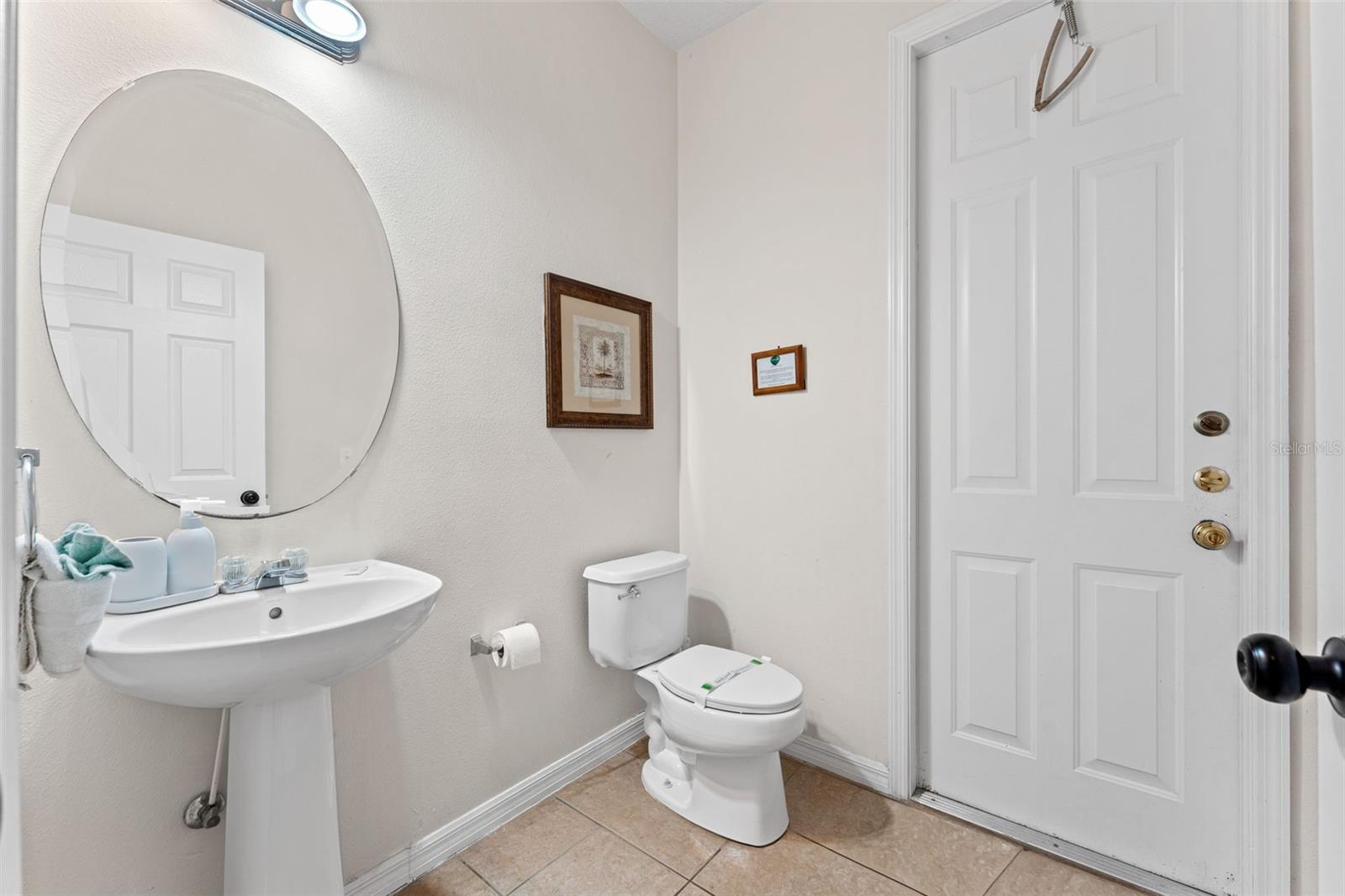Single Family Residence at 213 WILLOW VIEW DR, DAVENPORT, photo 15 of 40