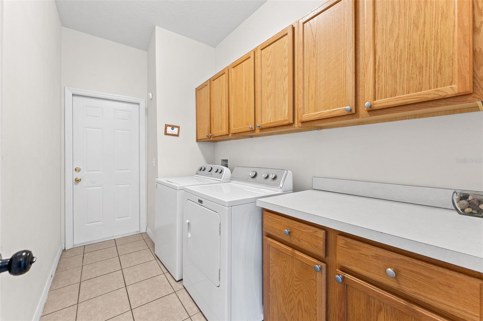 Single Family Residence at 213 WILLOW VIEW DR, DAVENPORT, photo 16 of 40