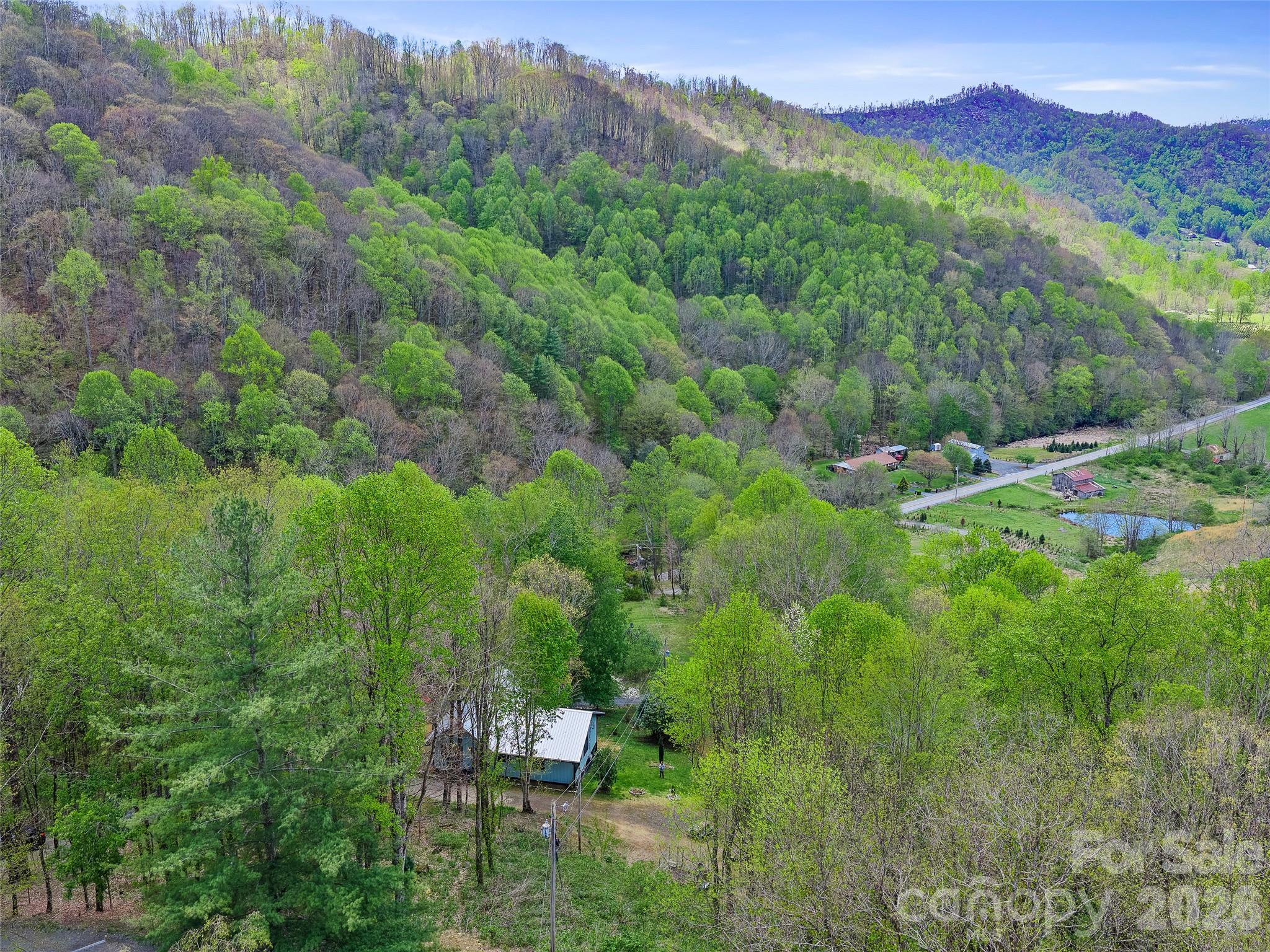 Single Family Residence at 129 Kantagree Drive, Bakersville, photo 24 of 31
