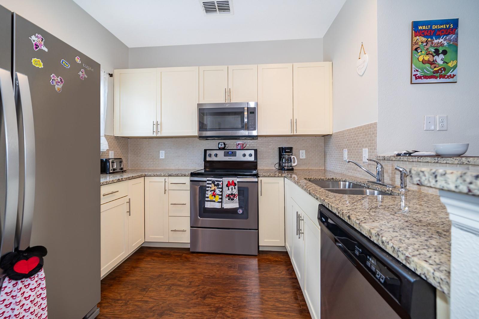 Kitchen - 8913 W SHINE DR, KISSIMMEE