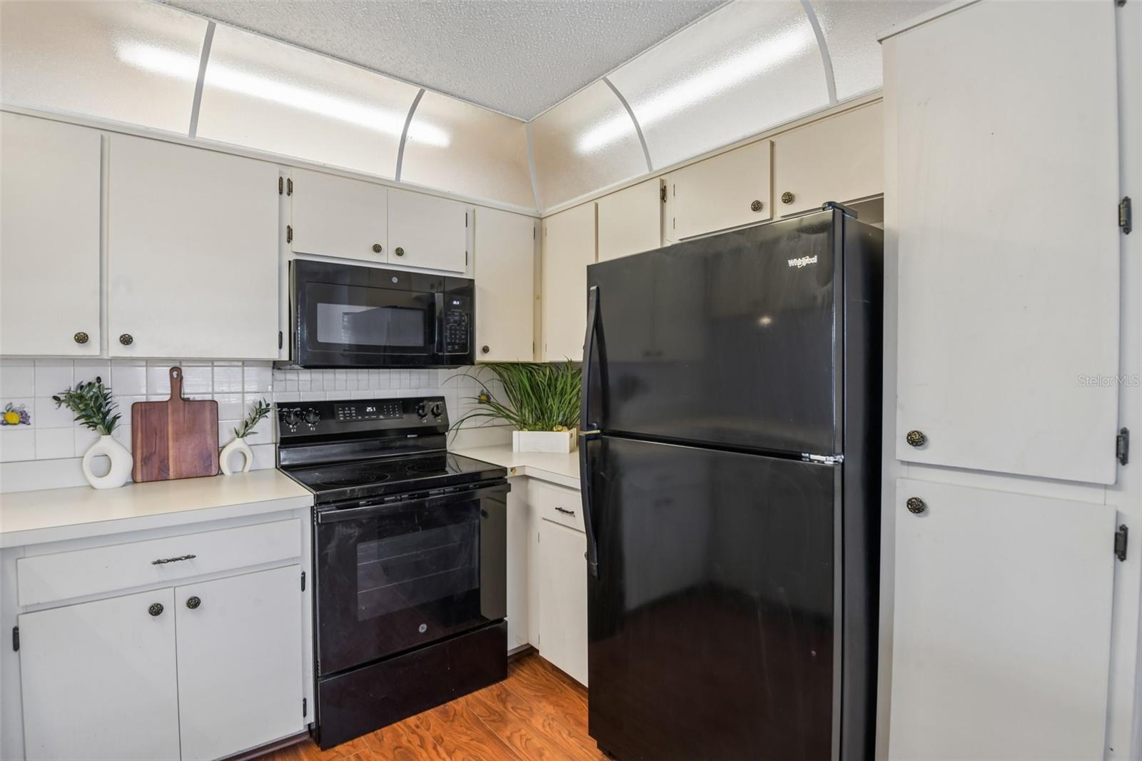 Condominium at 7713 HILLSIDE CT #204, HUDSON, photo 11 of 33