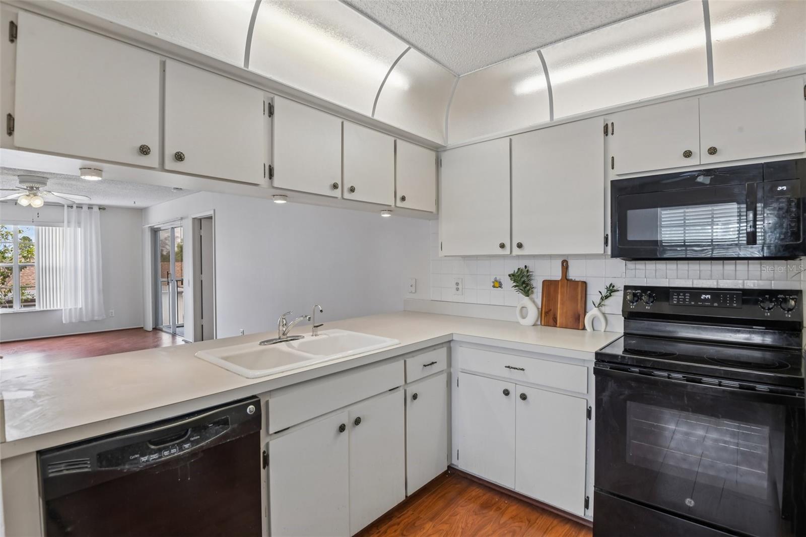 Condominium at 7713 HILLSIDE CT #204, HUDSON, photo 12 of 33