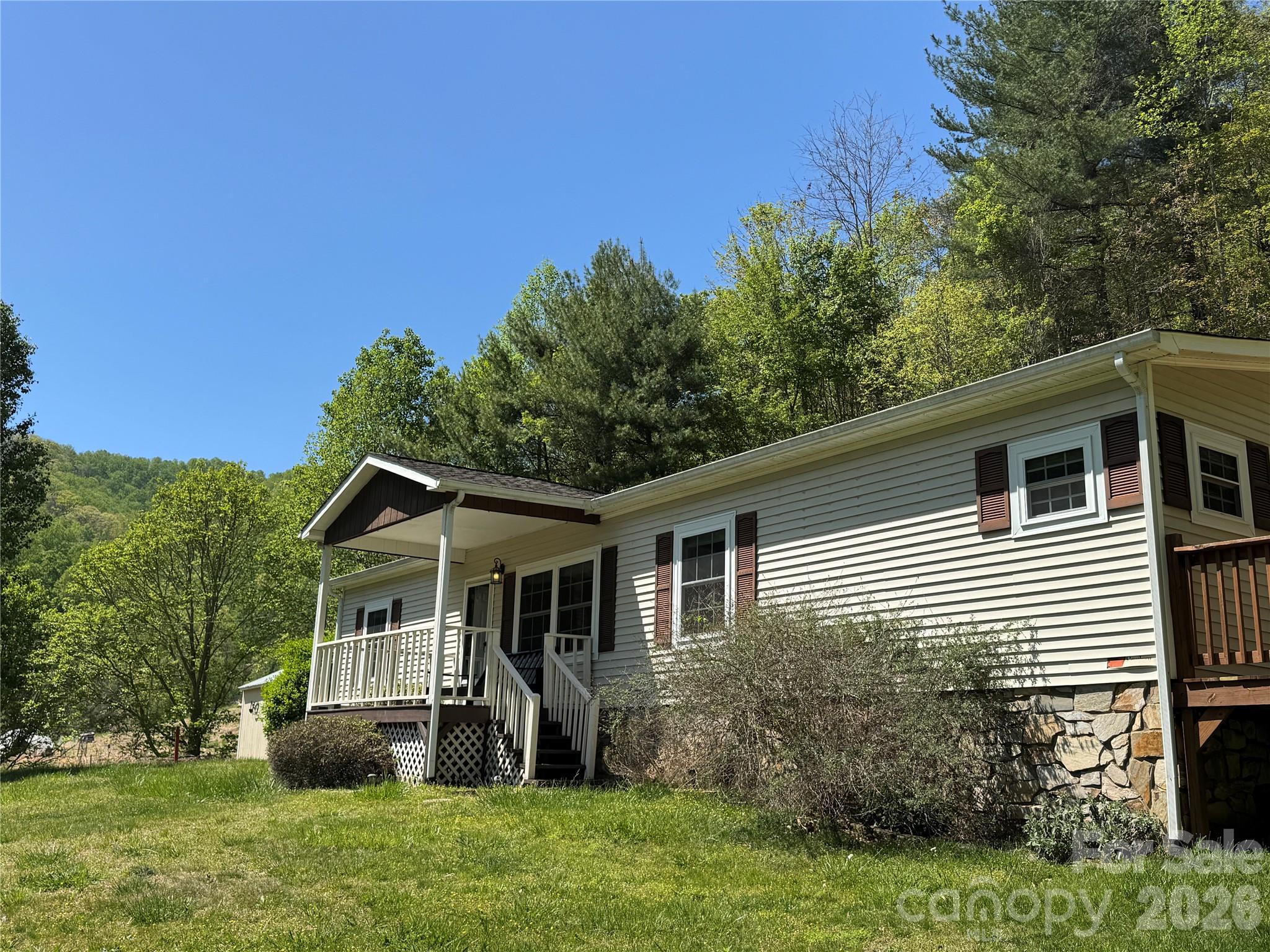Single Family Residence at 942 Fisher Branch Road, Marshall, photo 2 of 38