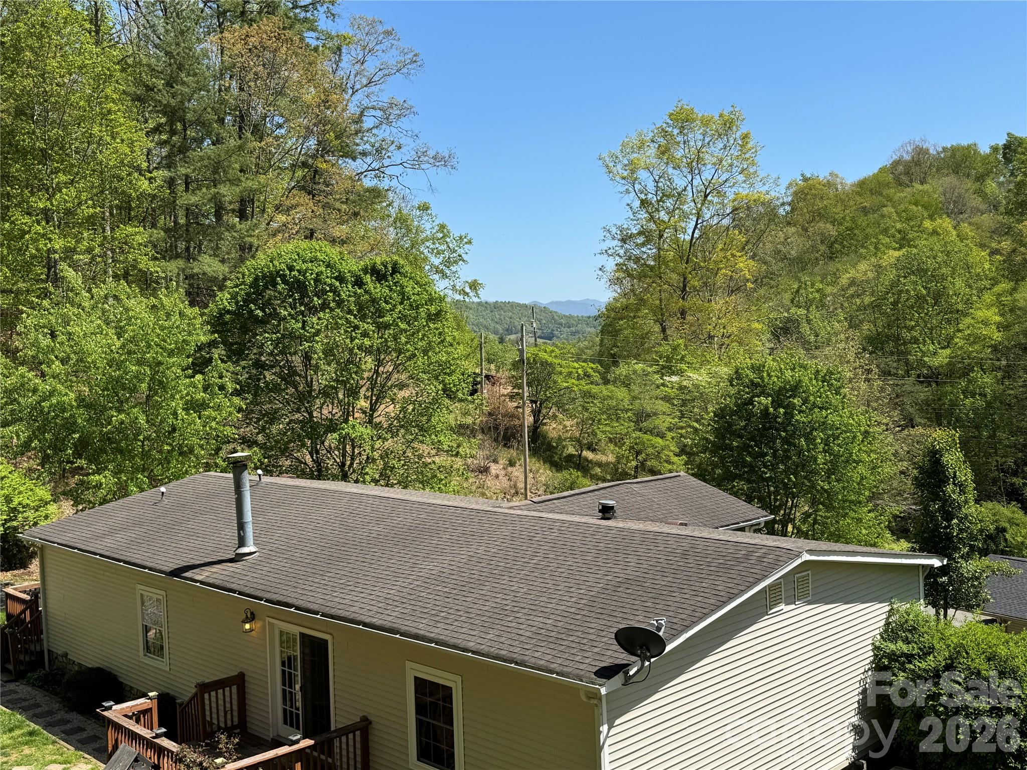 Single Family Residence at 942 Fisher Branch Road, Marshall, photo 4 of 40