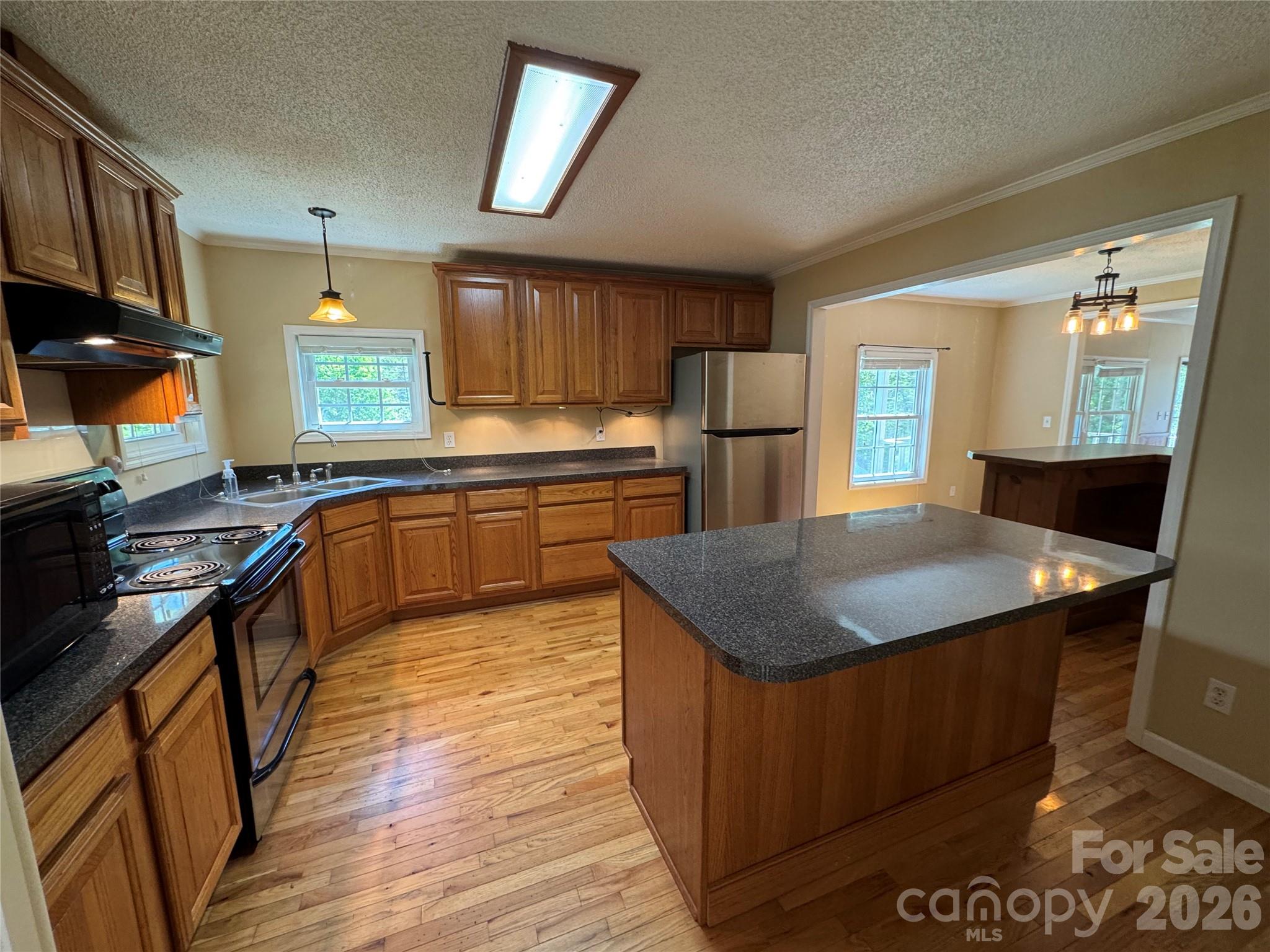 Single Family Residence at 942 Fisher Branch Road, Marshall, photo 7 of 40