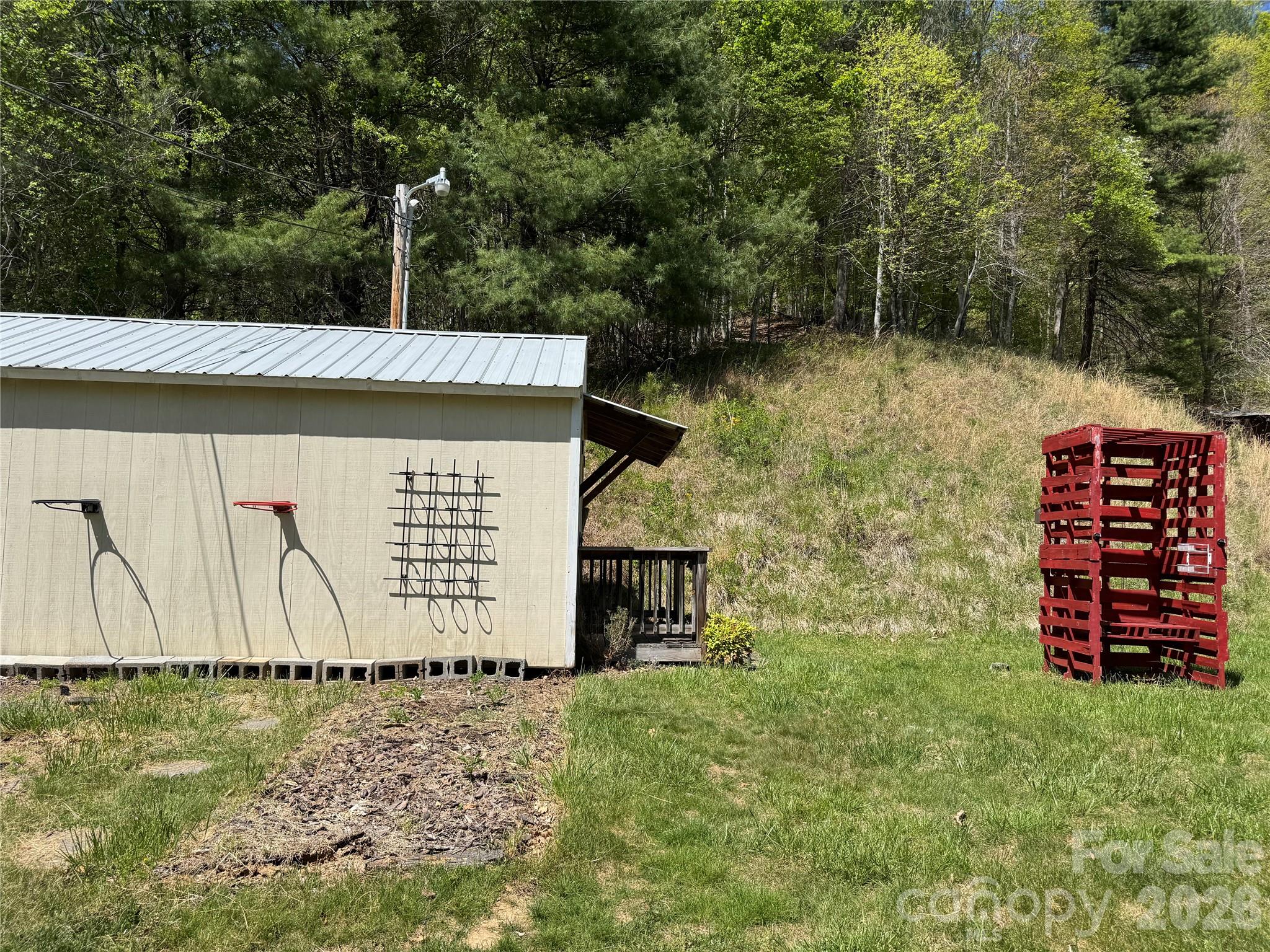 Single Family Residence at 942 Fisher Branch Road, Marshall, photo 26 of 40